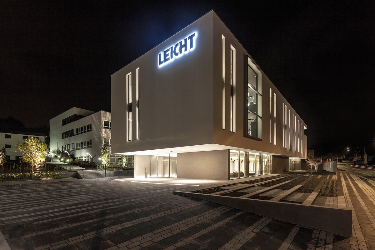 csm_LEICHT_WELT_Aussen_Nacht_04_fb7b938bd3.jpg