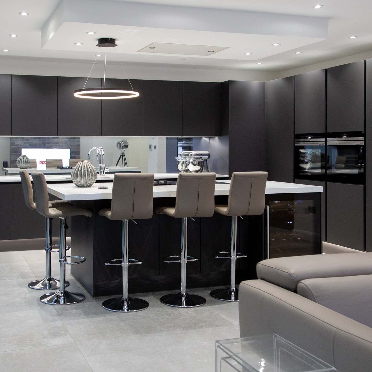 LEICHT Kitchens | LEICHT Showroom London | THE ARCHITECTURAL KITCHEN ...