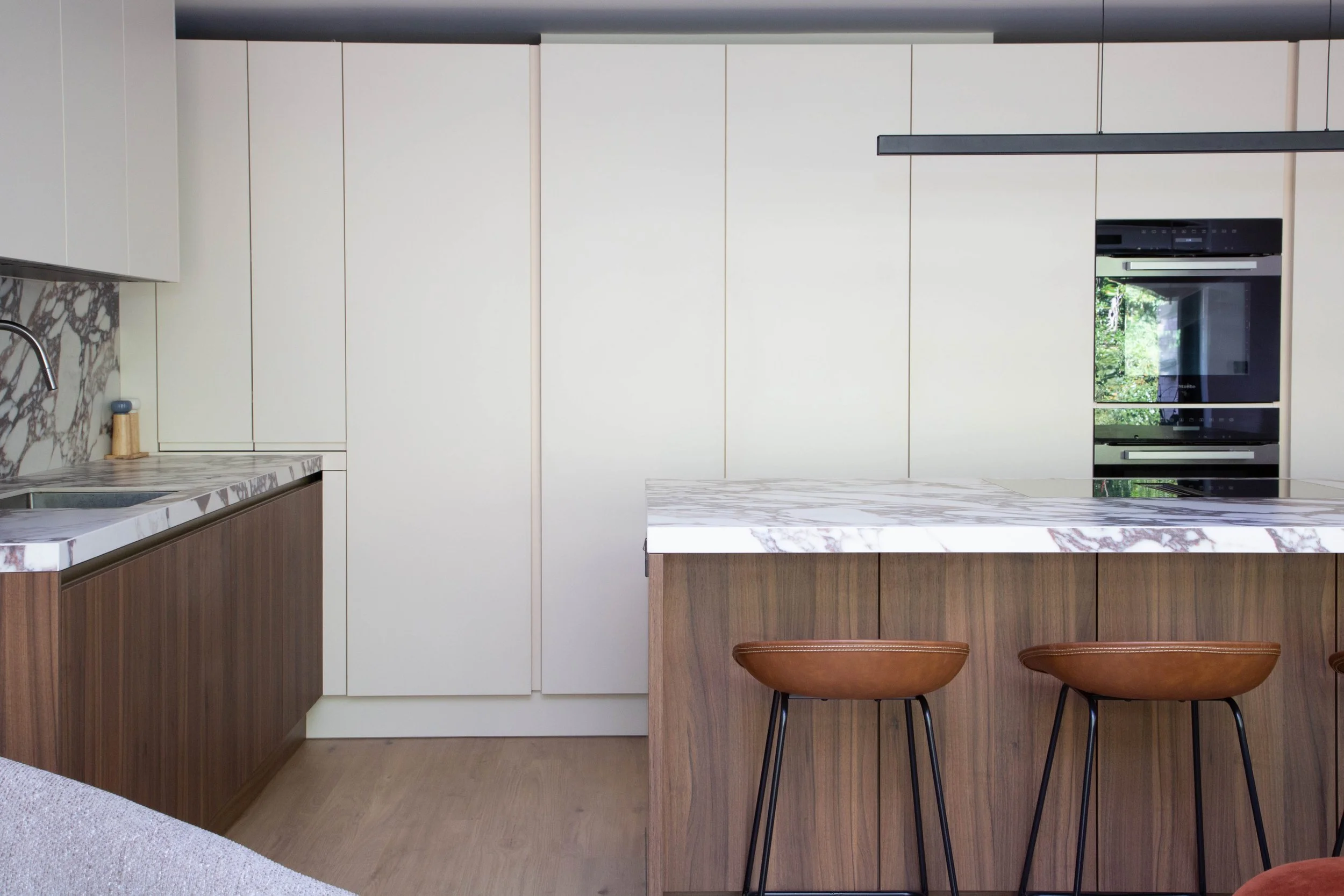 West London Wood Veneer Calacatta Marble Kitchen-1477.jpg