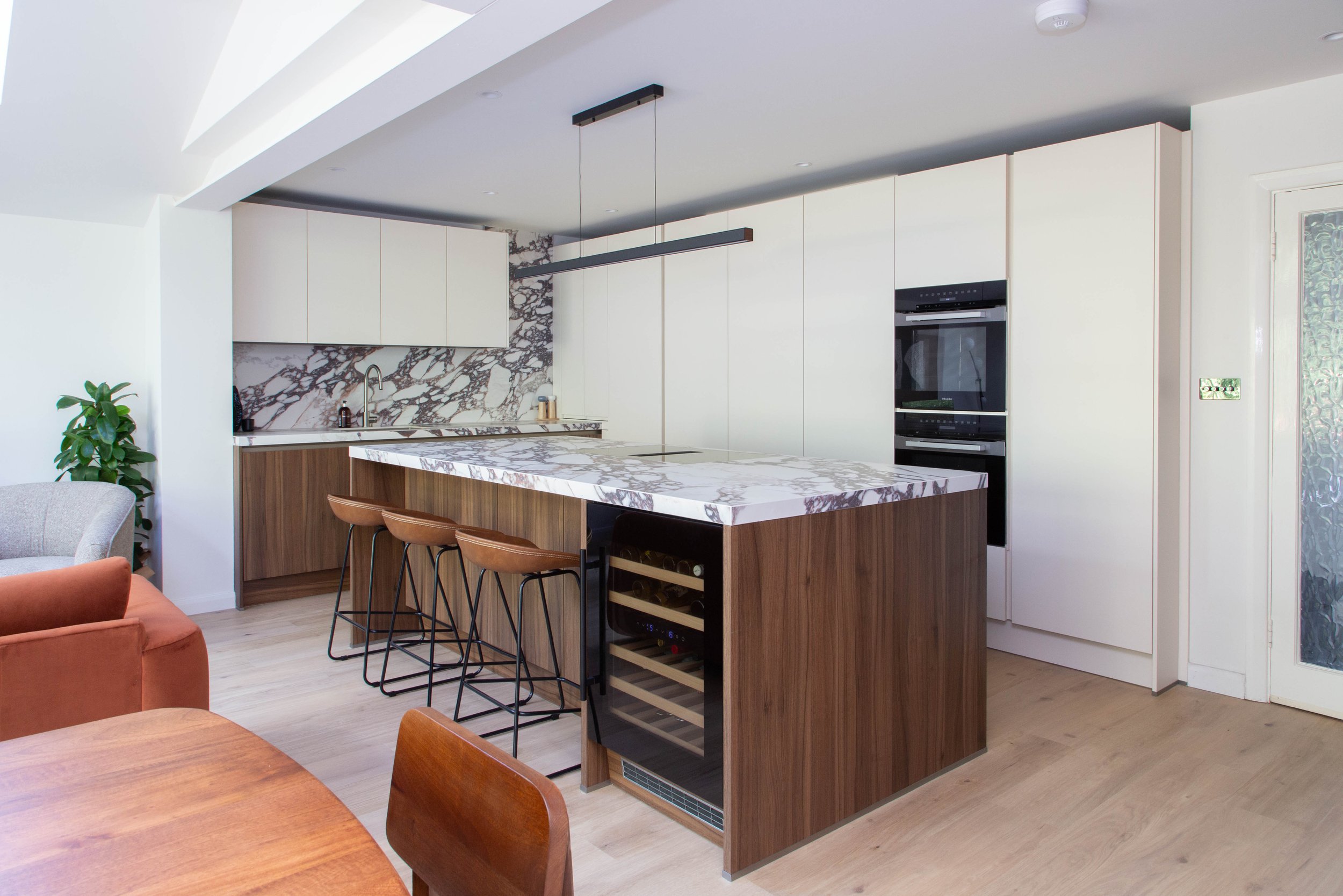 West London Wood Veneer Calacatta Marble Kitchen-1472.jpg