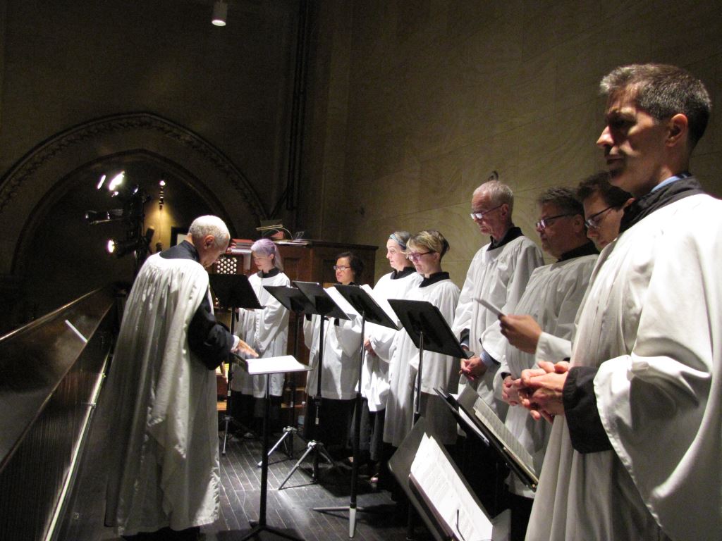 The Choir, directed by Dr. David Hurd, returns to Saint Mary's.