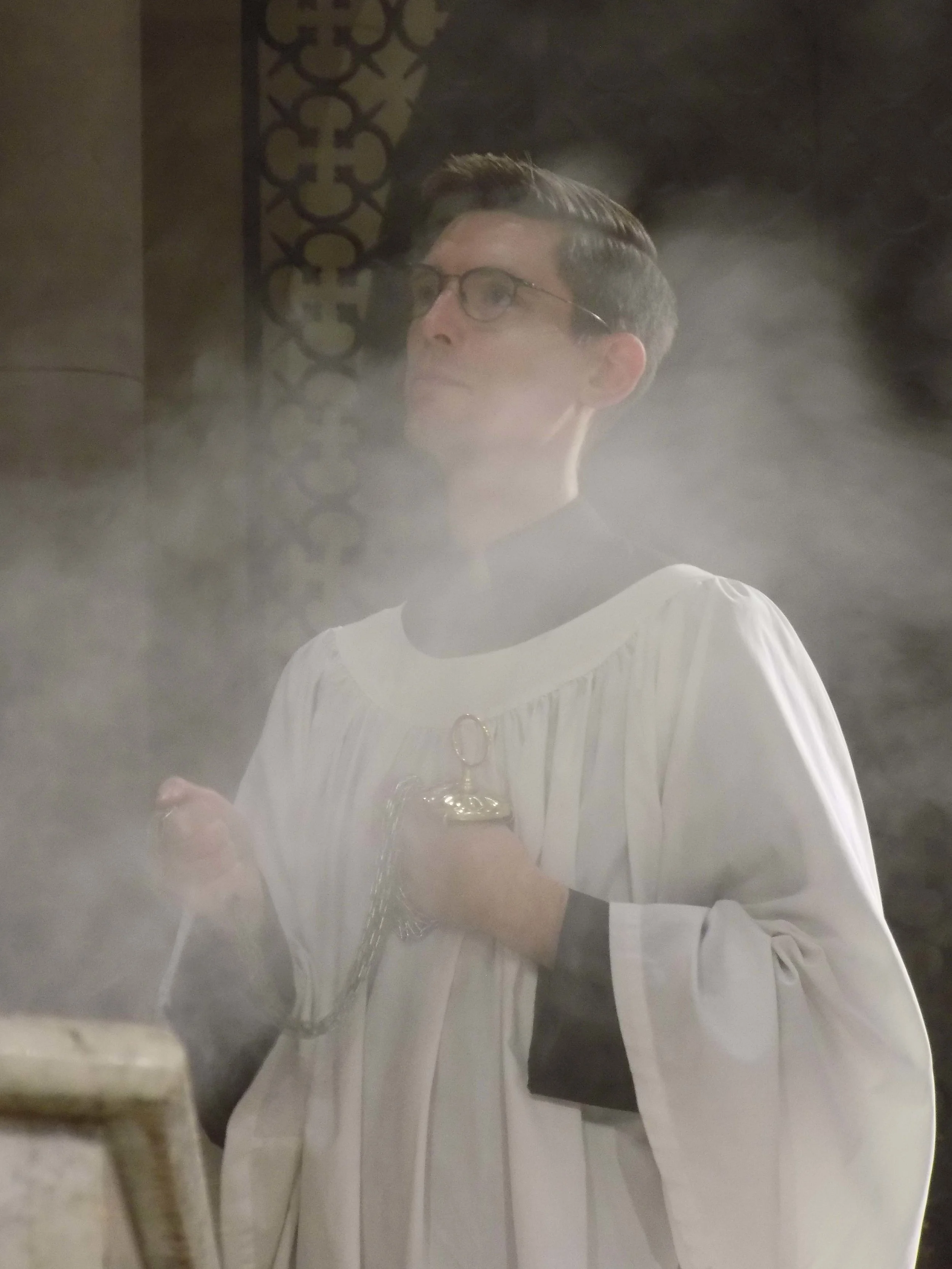 Brendon Hunter served as thurifer. 