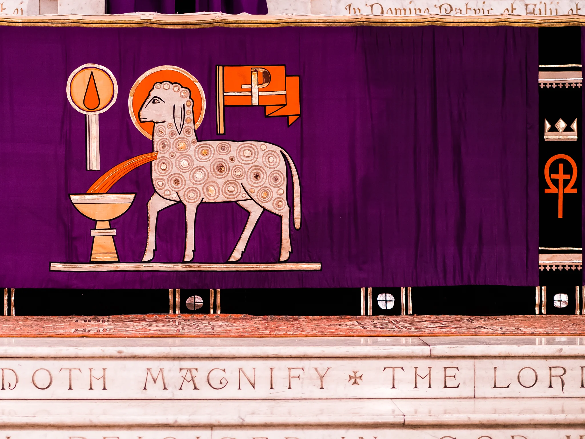 Detail: High Altar frontal for Lent Photo by Ricardo Gomez