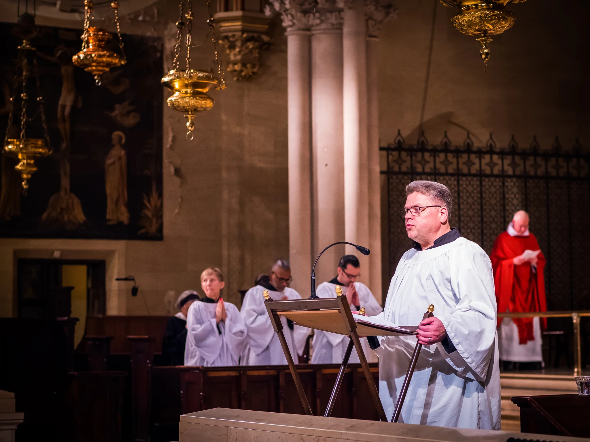Chris Howatt was narrator for the Passion on Good Friday. Photo by Ricardo Gomez