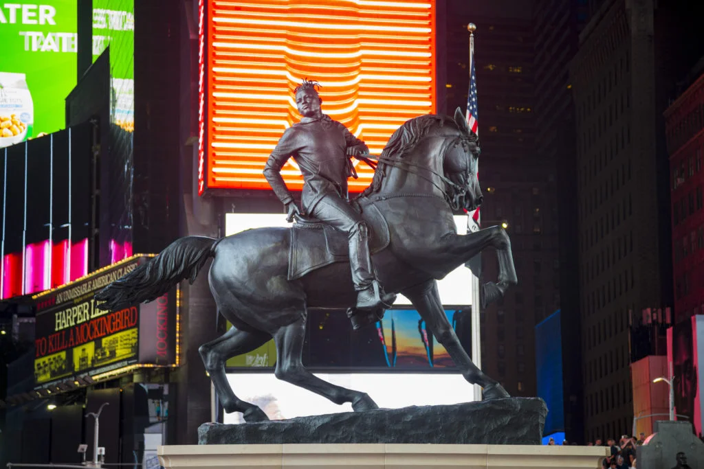 Kehinde Wiley, "Rumors of War" (2019). © 2019 Kehinde Wiley. Courtesy of the Virginia Museum of Fine Arts, Times Square Arts, and Sean Kelly. Photo: Ka-Man Tse for Times Square Arts