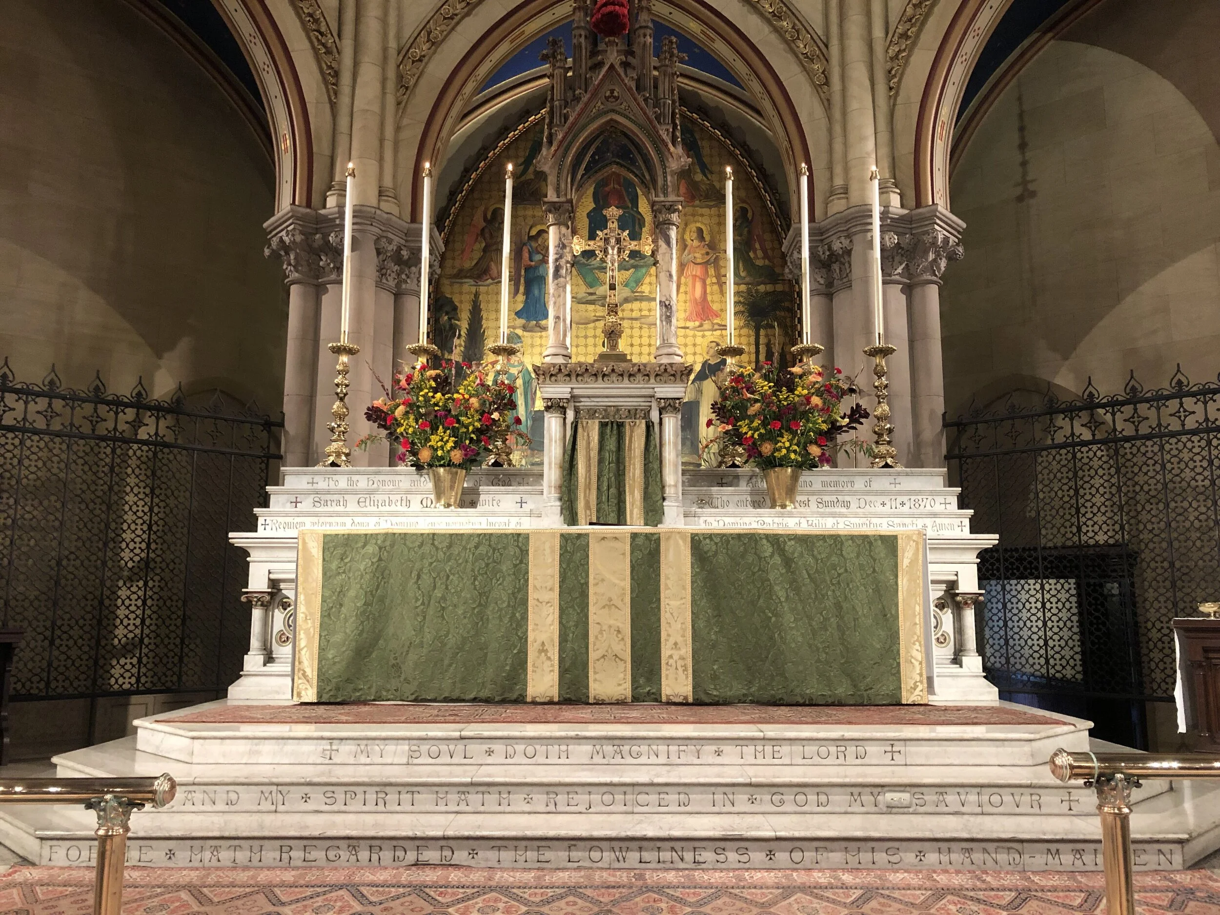 The flowers on the altar and in the church on the Seventeenth Sunday after Pentecost were given to the glory of God and in memory of the departed rectors of the parish. The flowers were arranged by Grace Mudd. Photo: Brendon Hunter