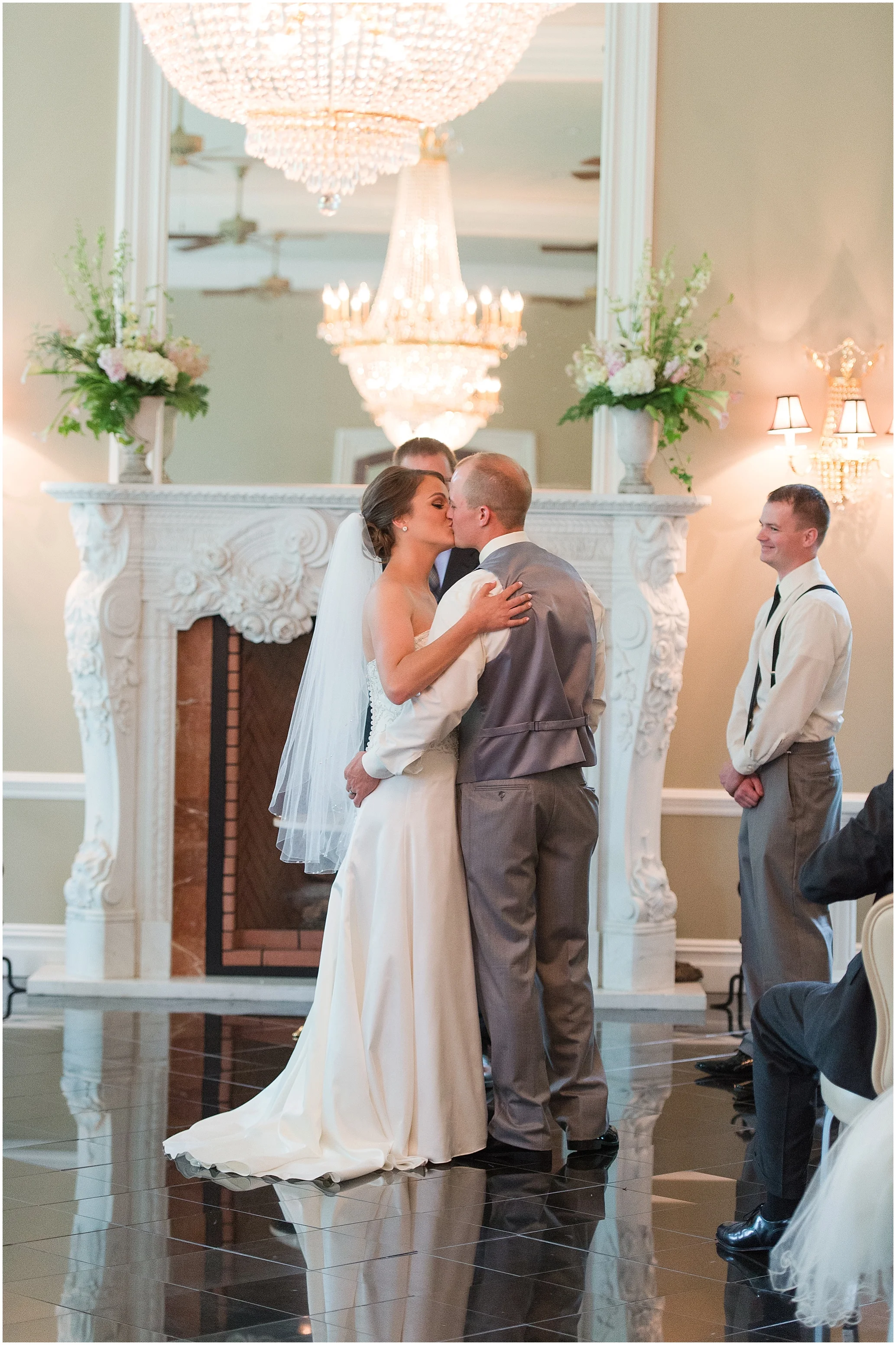 Hannah Leigh Photography Cameron Estate Inn Wedding_0458.jpg