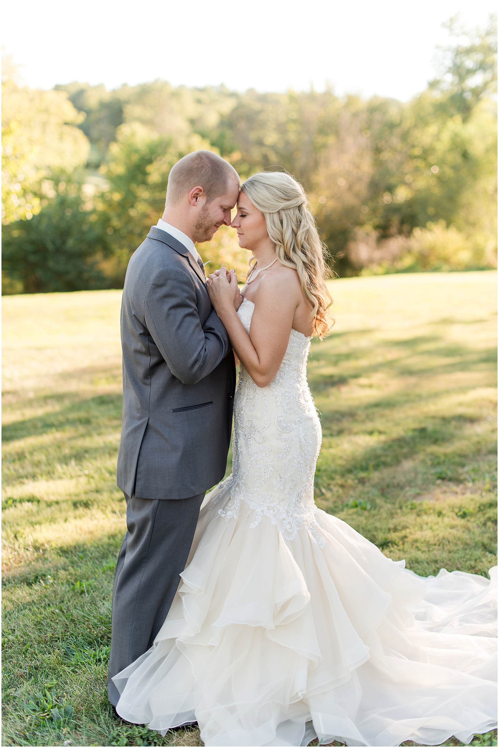 Hannah Leigh Photography Blue Hound Farm Wedding_1697.jpg