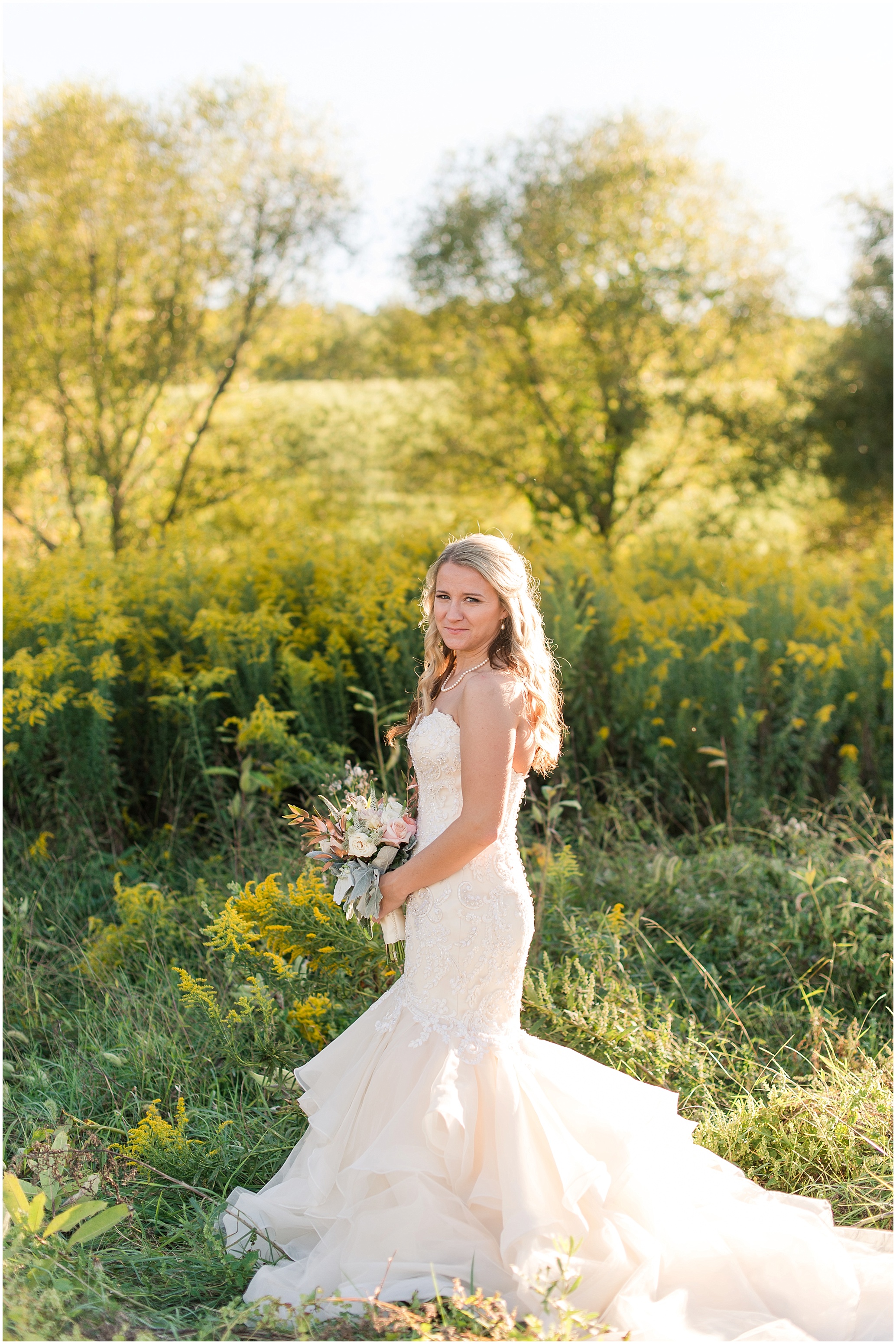 Hannah Leigh Photography Blue Hound Farm Wedding_1708.jpg