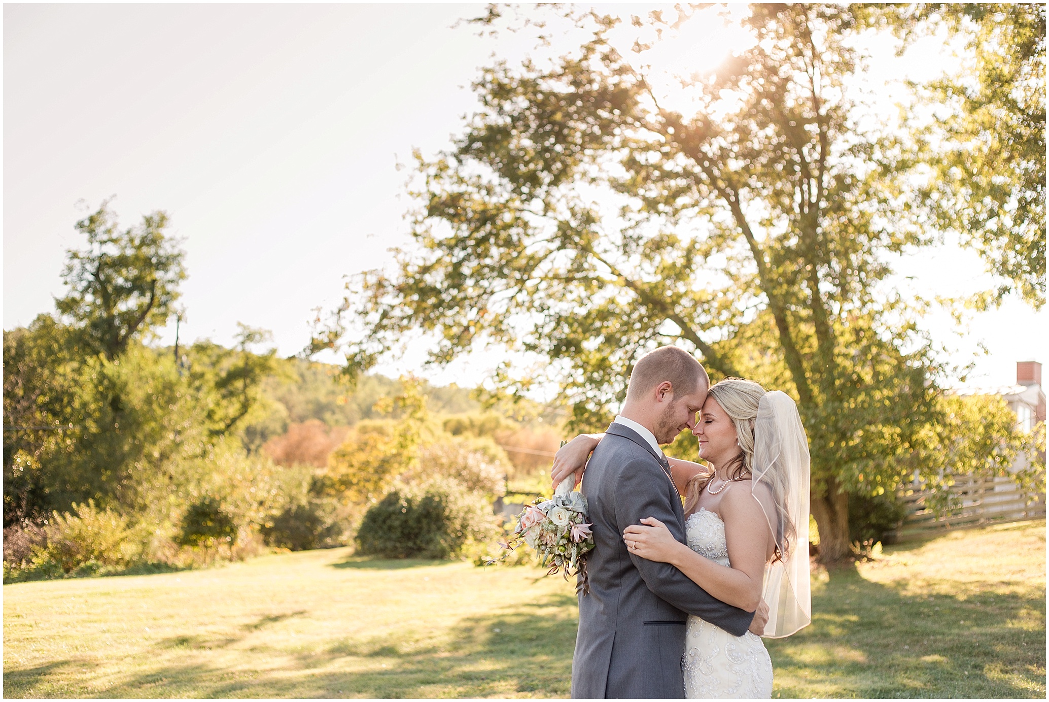 Hannah Leigh Photography Blue Hound Farm Wedding_1741.jpg