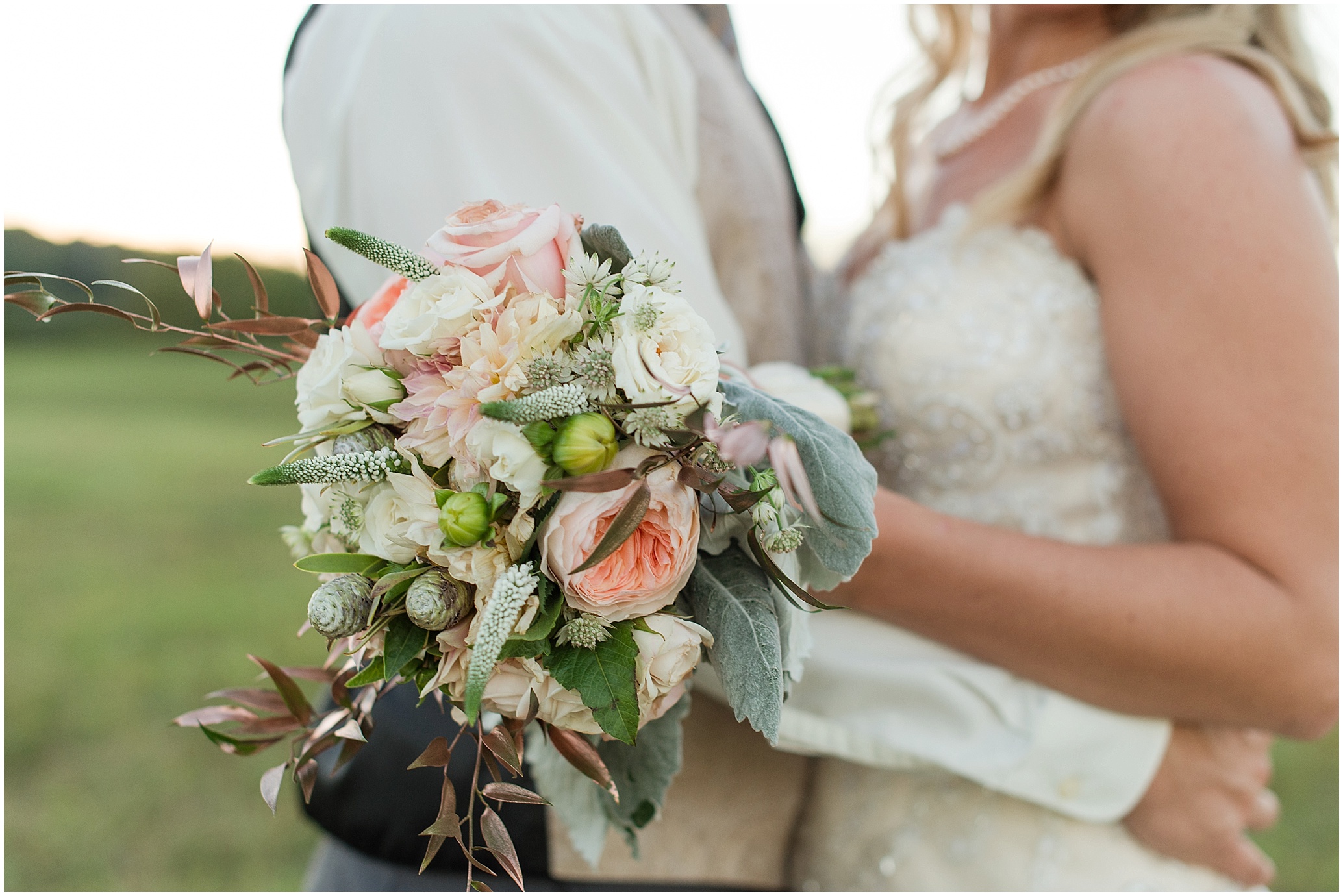 Hannah Leigh Photography Blue Hound Farm Wedding_1751.jpg