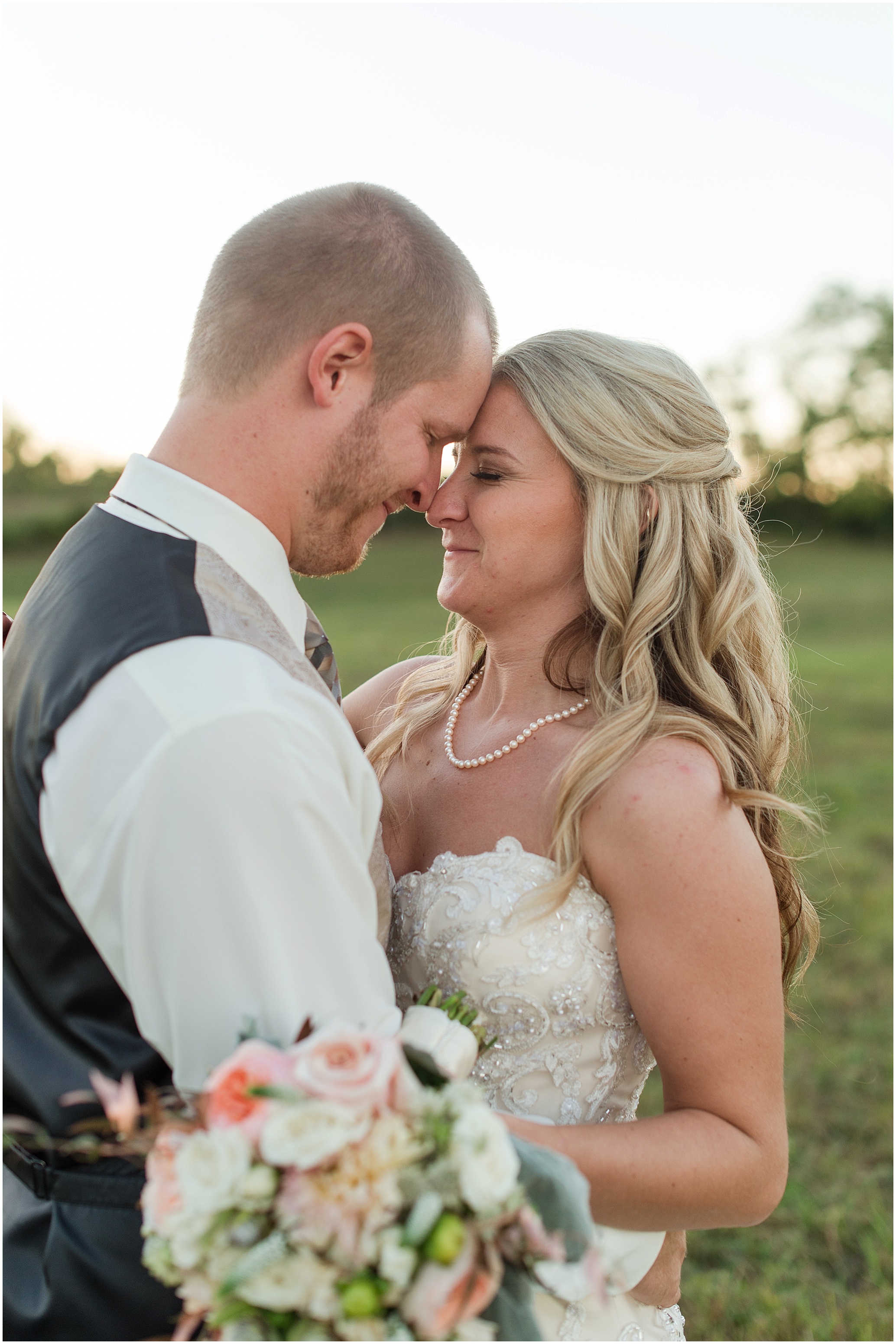 Hannah Leigh Photography Blue Hound Farm Wedding_1750.jpg