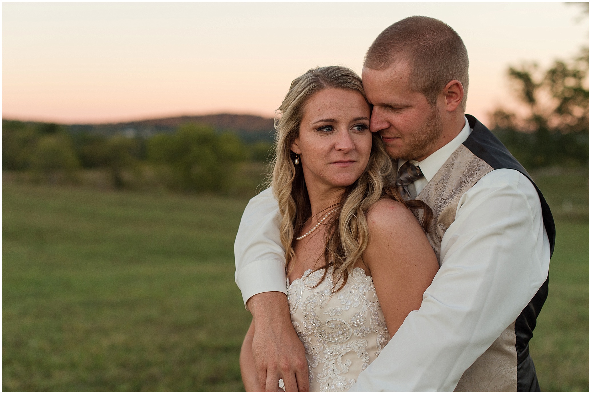 Hannah Leigh Photography Blue Hound Farm Wedding_1761.jpg