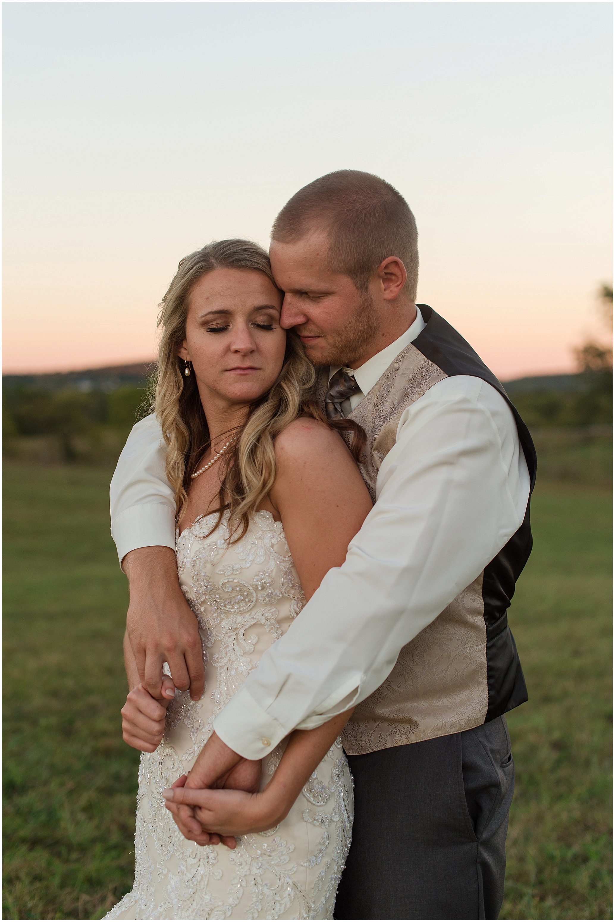 Hannah Leigh Photography Blue Hound Farm Wedding_1762.jpg