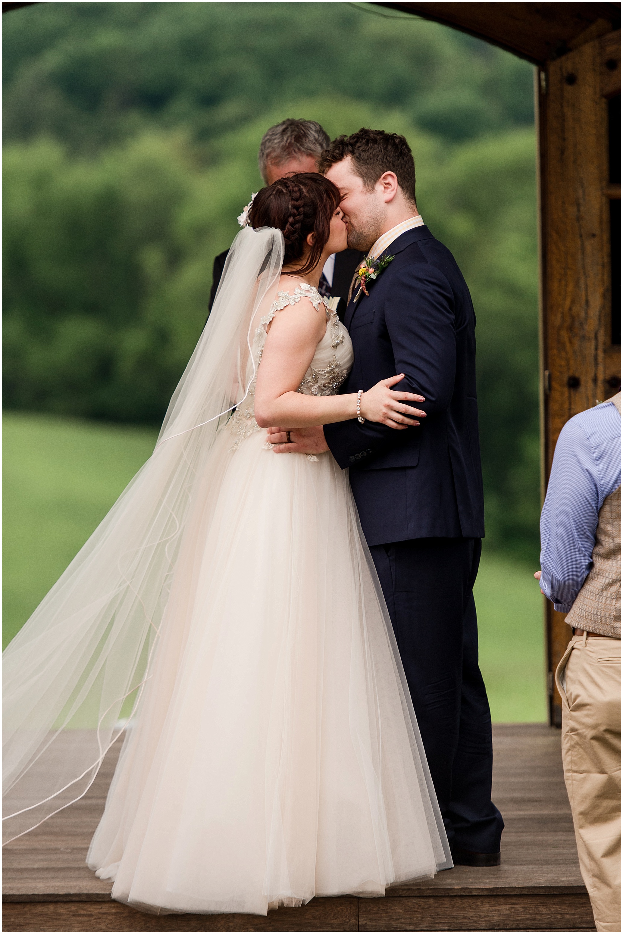 Hannah Leigh Photography Spring Wyndridge Farm Wedding_4079.jpg