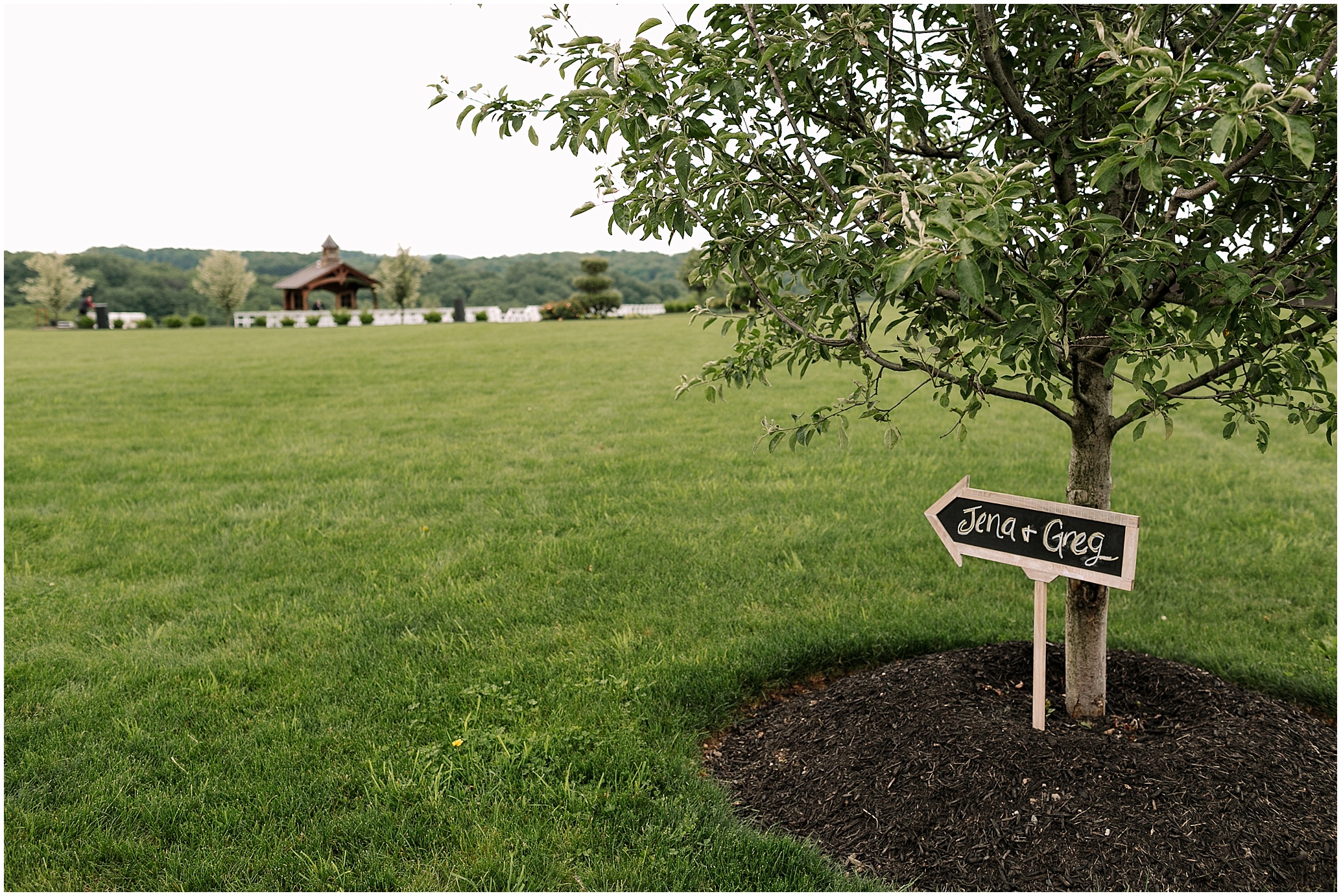Hannah Leigh Photography Spring Wyndridge Farm Wedding_4157.jpg