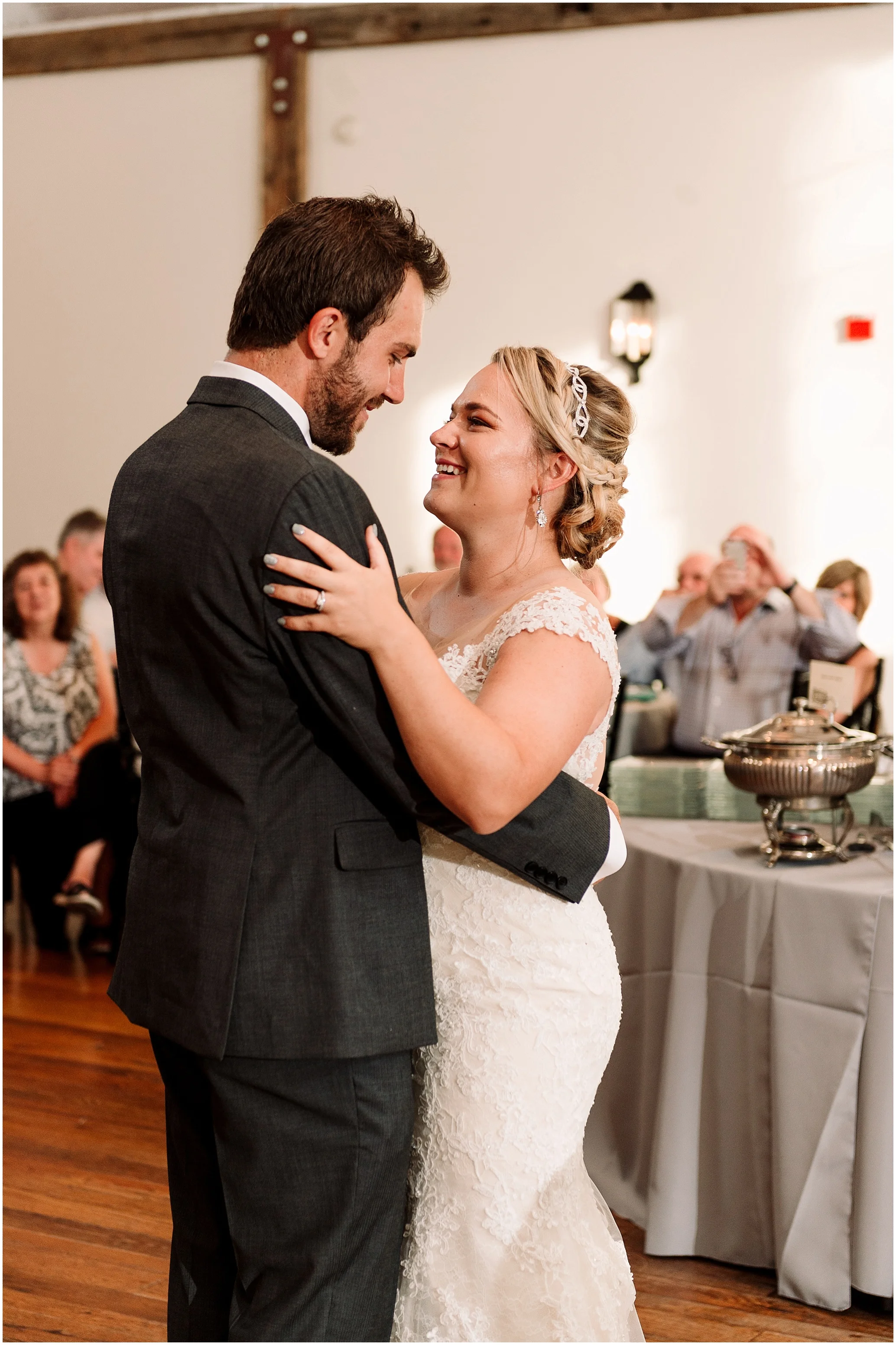 Hannah Leigh Photography Riverdale Manor Wedding Lancaster PA_4440.jpg