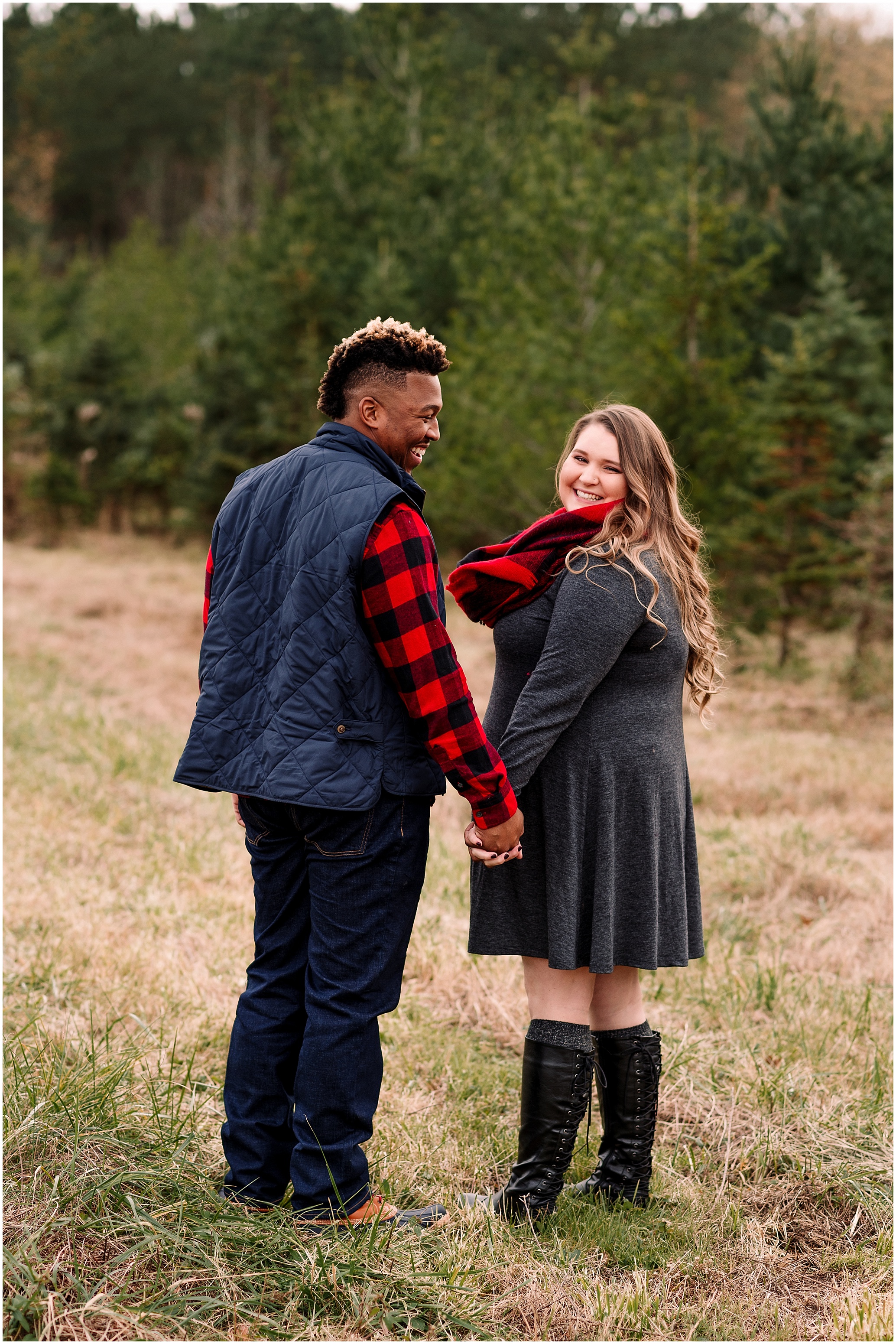 Hannah Leigh Photography Christmas Tree Farm Engagement Session_6729.jpg