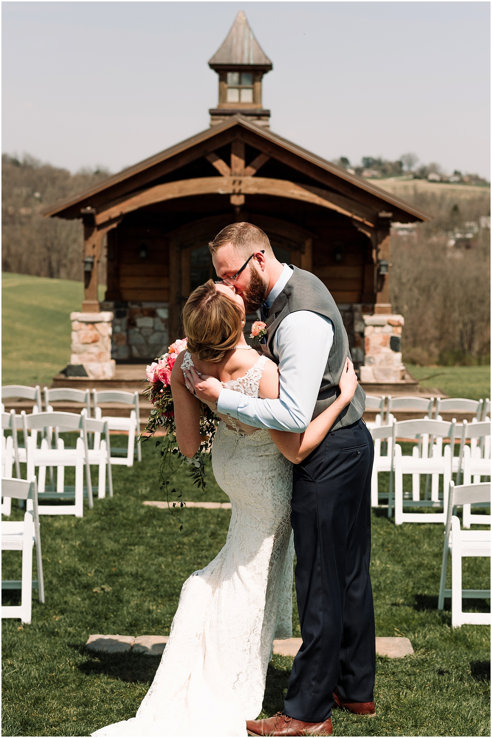 Hannah Leigh Photography Wyndridge Farm Wedding_7557.jpg