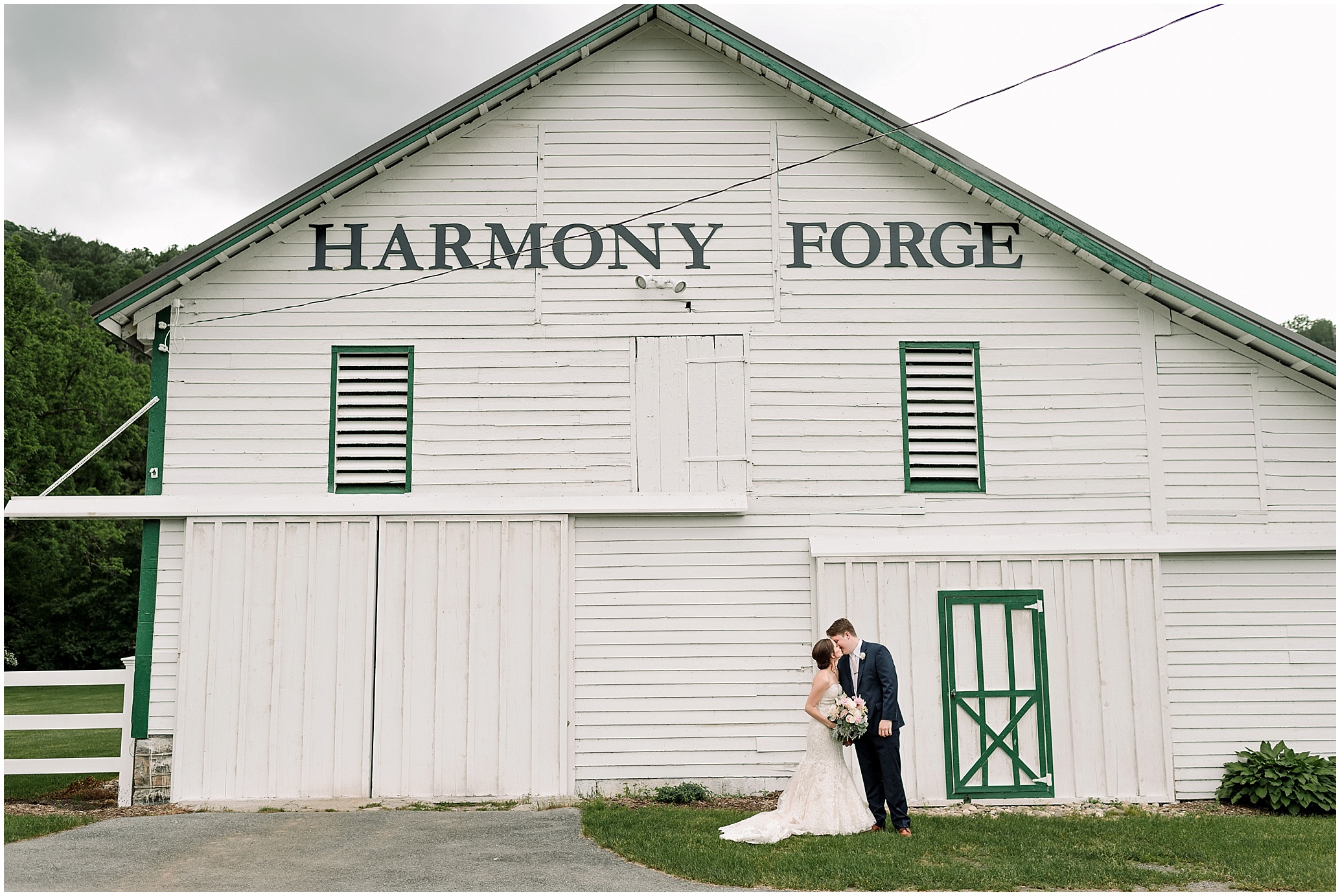 Hannah Leigh Photography Harmony Forge Inn Wedding Bellefonte PA_8243.jpg