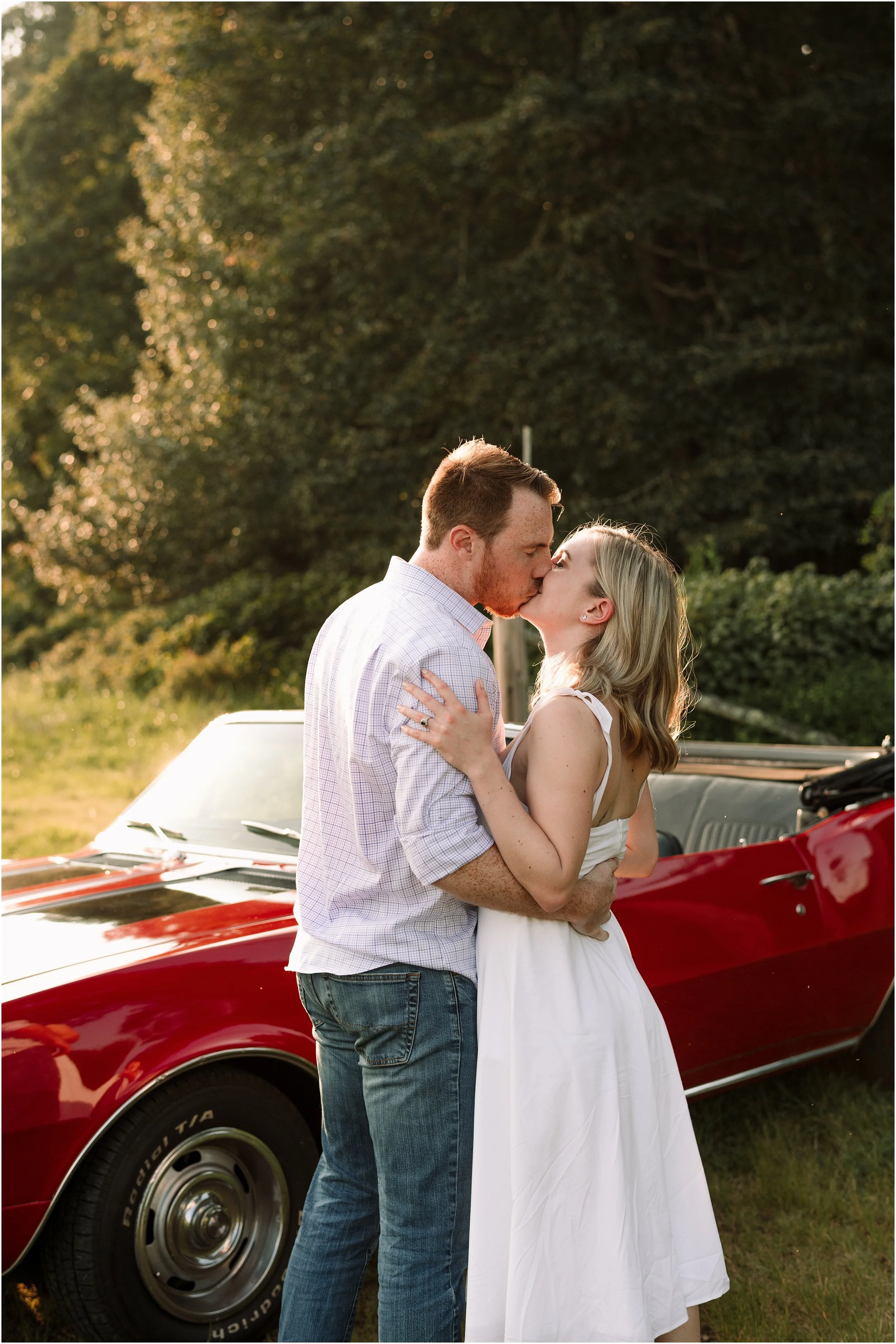 hannah leigh photography antique car engagement session virginia_1086.jpg