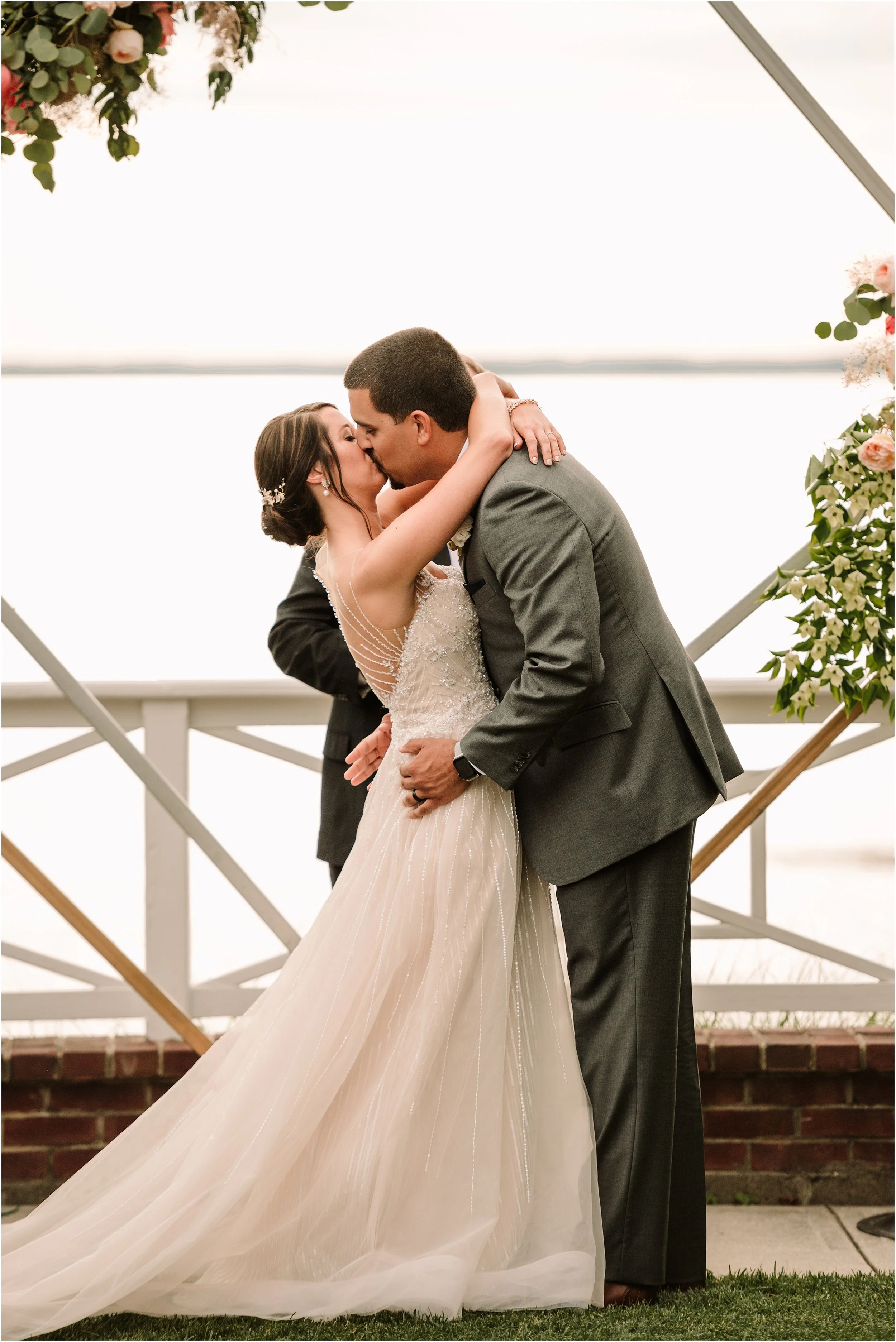 hannah leigh photography chesapeake bay beach club wedding Stevensville MD_3098.jpg
