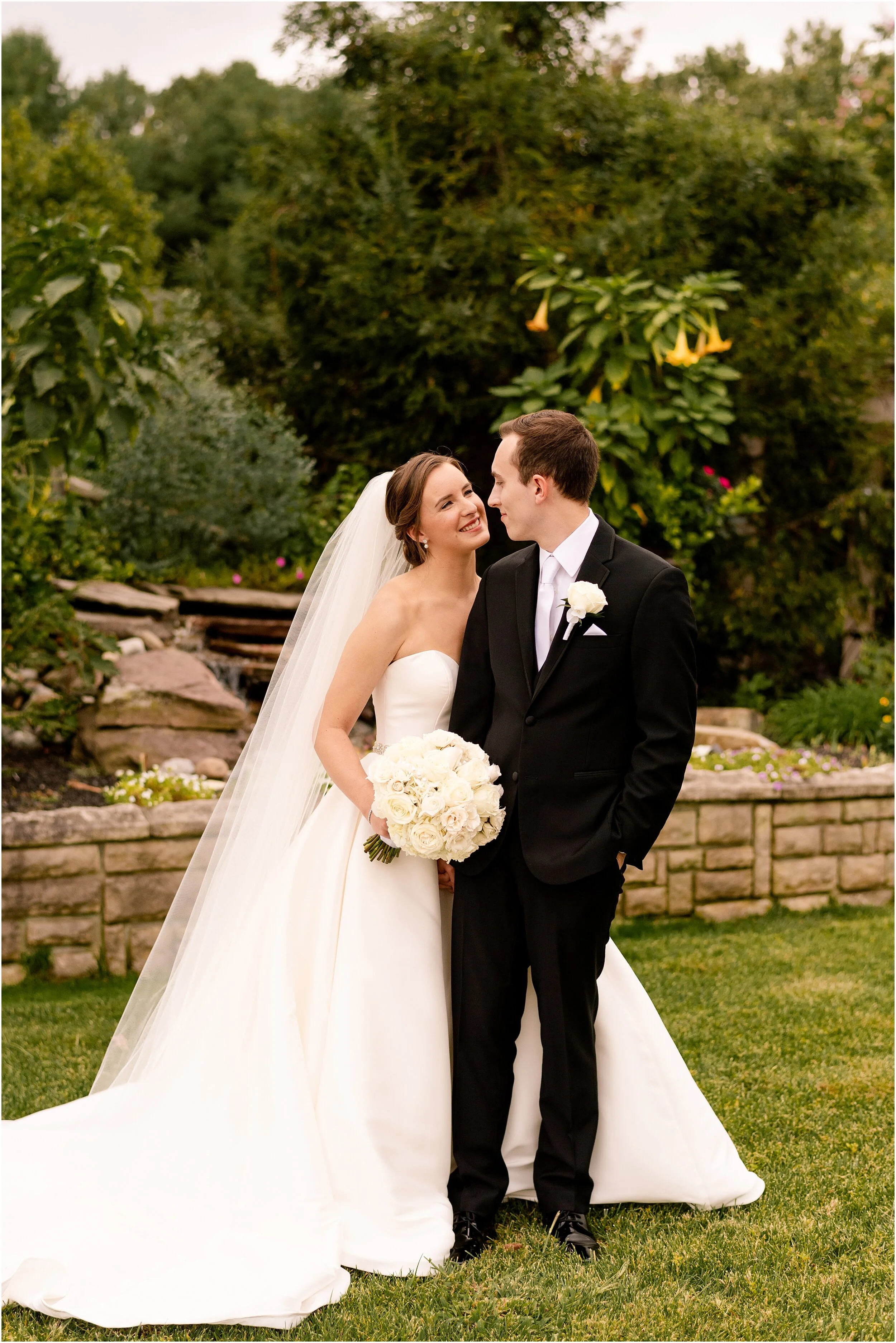 hannah leigh photography Pond View Farm Wedding White Hall MD_3751.jpg