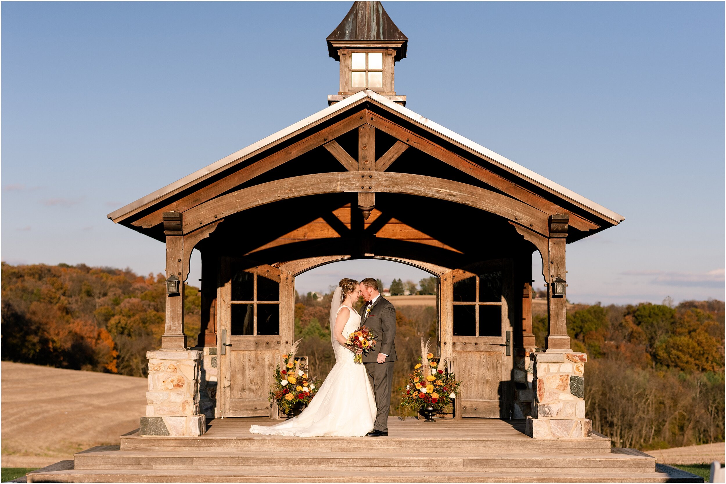 hannah leigh photography Wyndridge Farm Weding York PA_4521.jpg