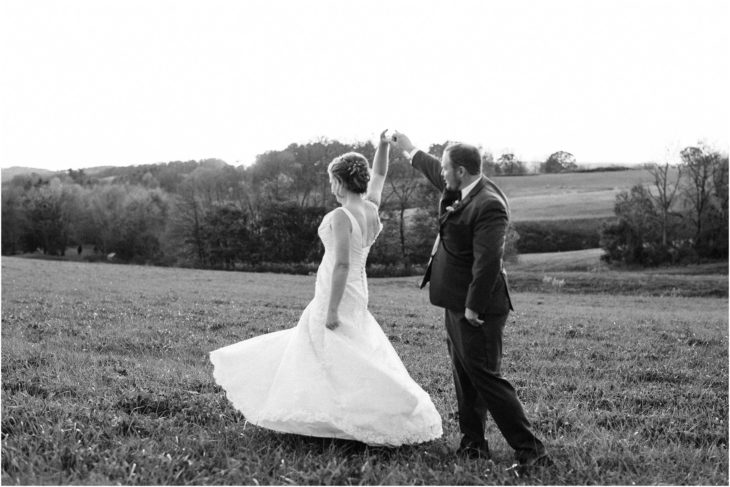 hannah leigh photography Wyndridge Farm Weding York PA_4538.jpg