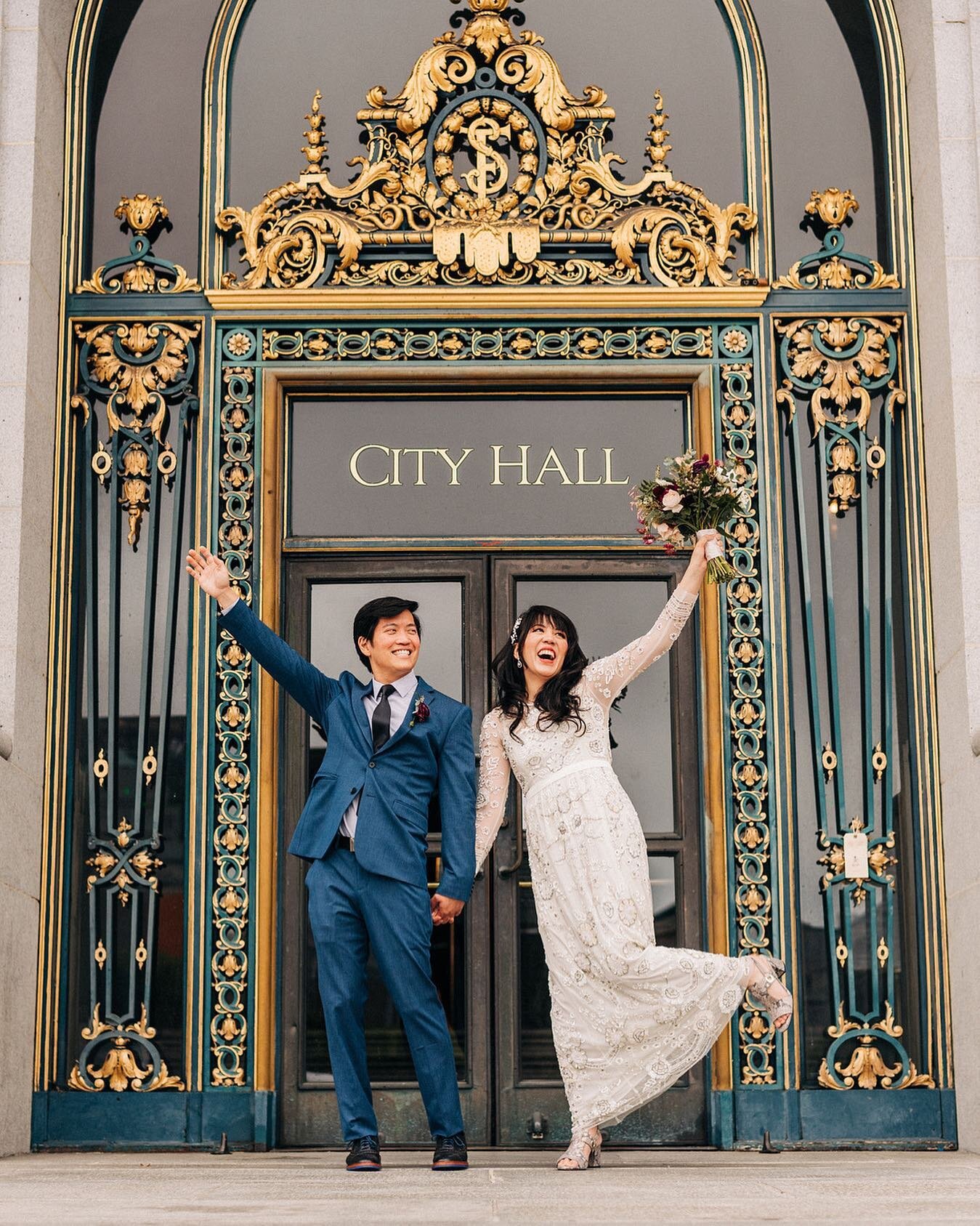 ^ Exactly how we feel about SF city hall weddings being back 😍