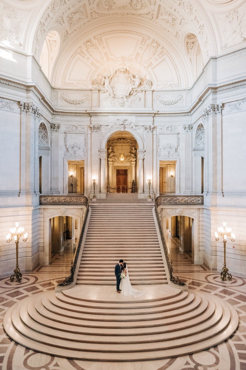 5 Tips for Stress-Free Elopement Photography at San Francisco City Hall