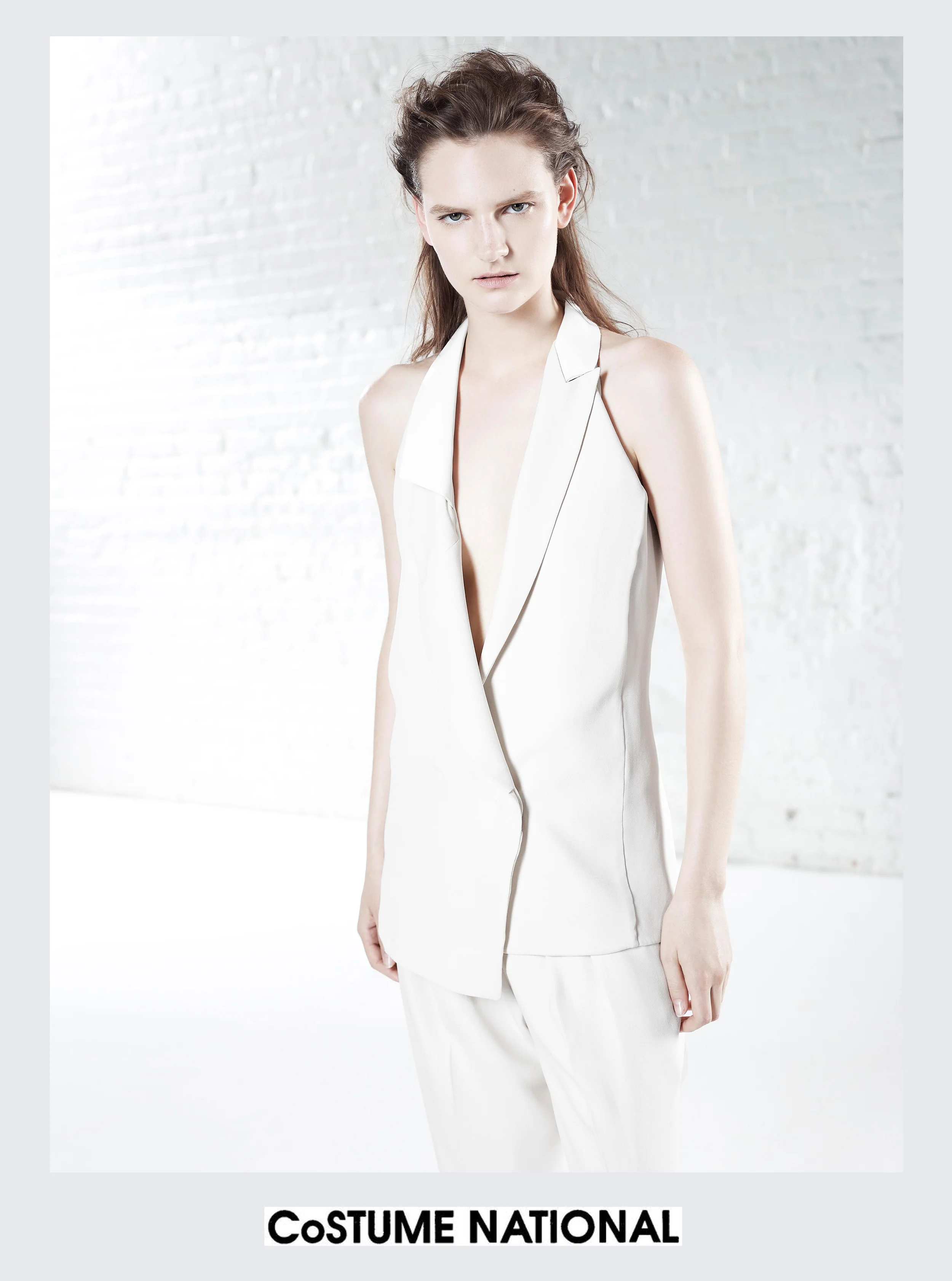  Client: COSTUME NATIONAL  Photographer: Dario Catellani  Model: Sophie Hirschfelde 