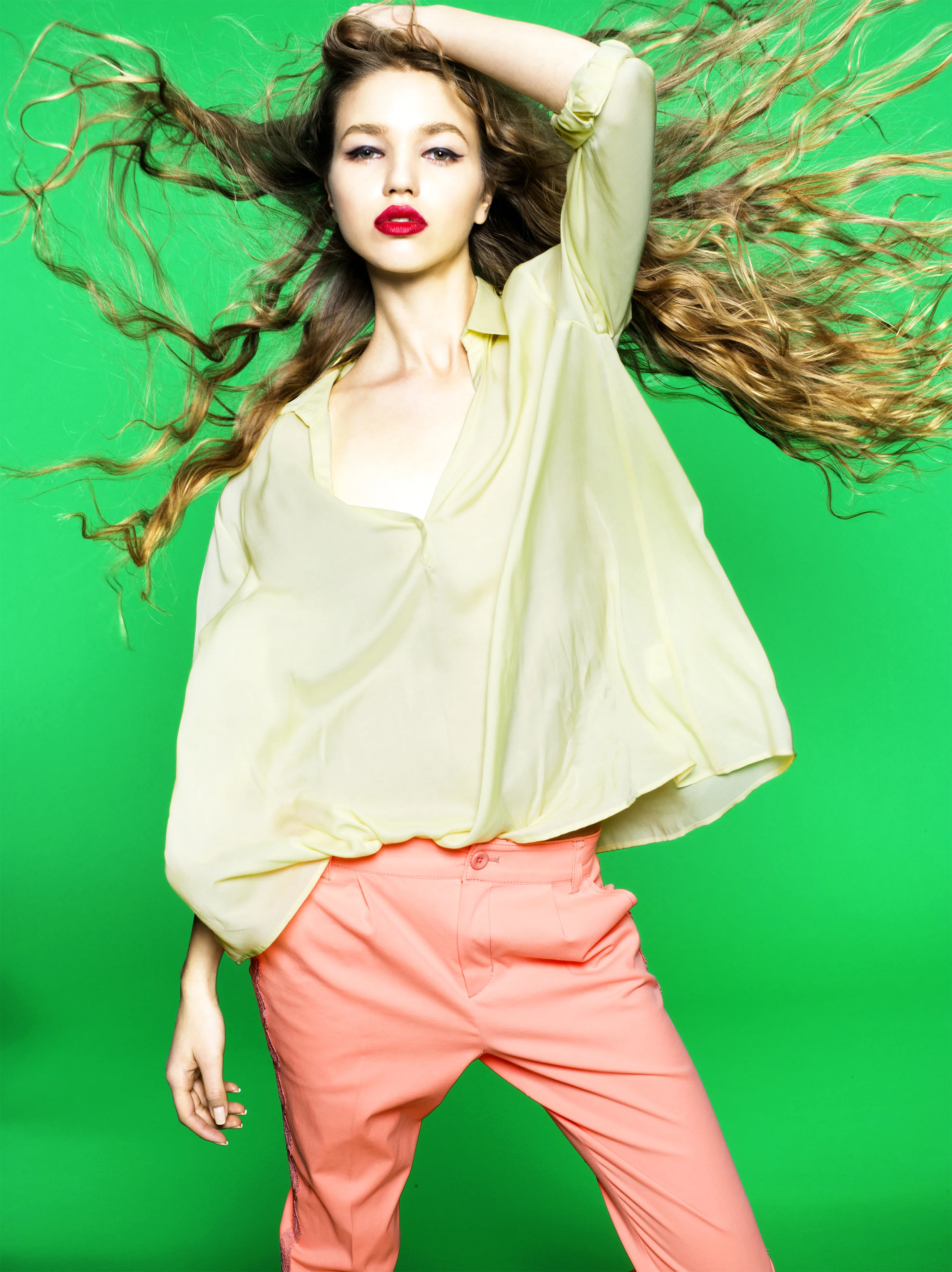  Magazine: VOGUE &nbsp;GIRL  Photographer: Akihito Igarashi 