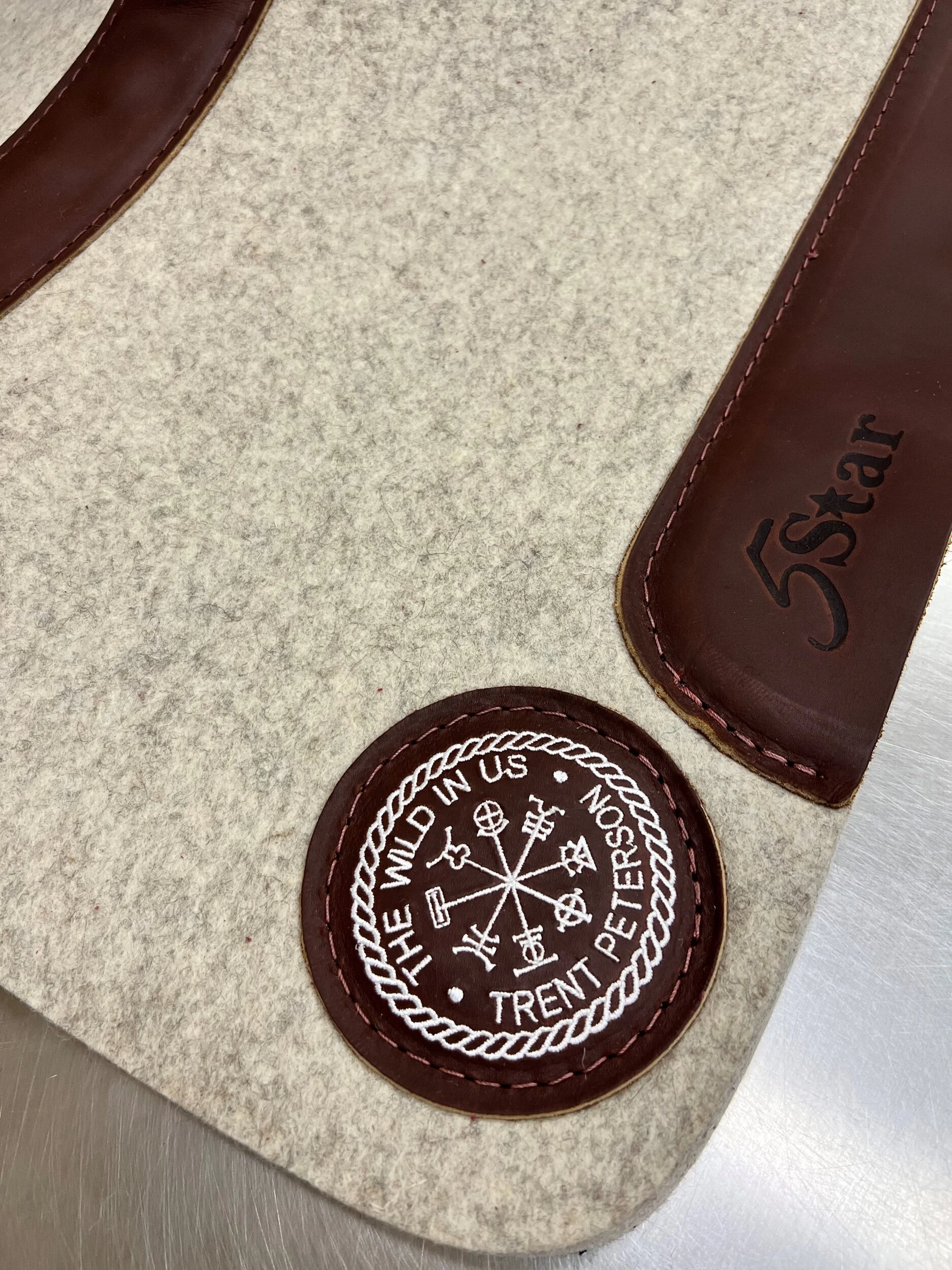 EC34BF74-12E6-40AA-AF7B-FA80FCFF0703