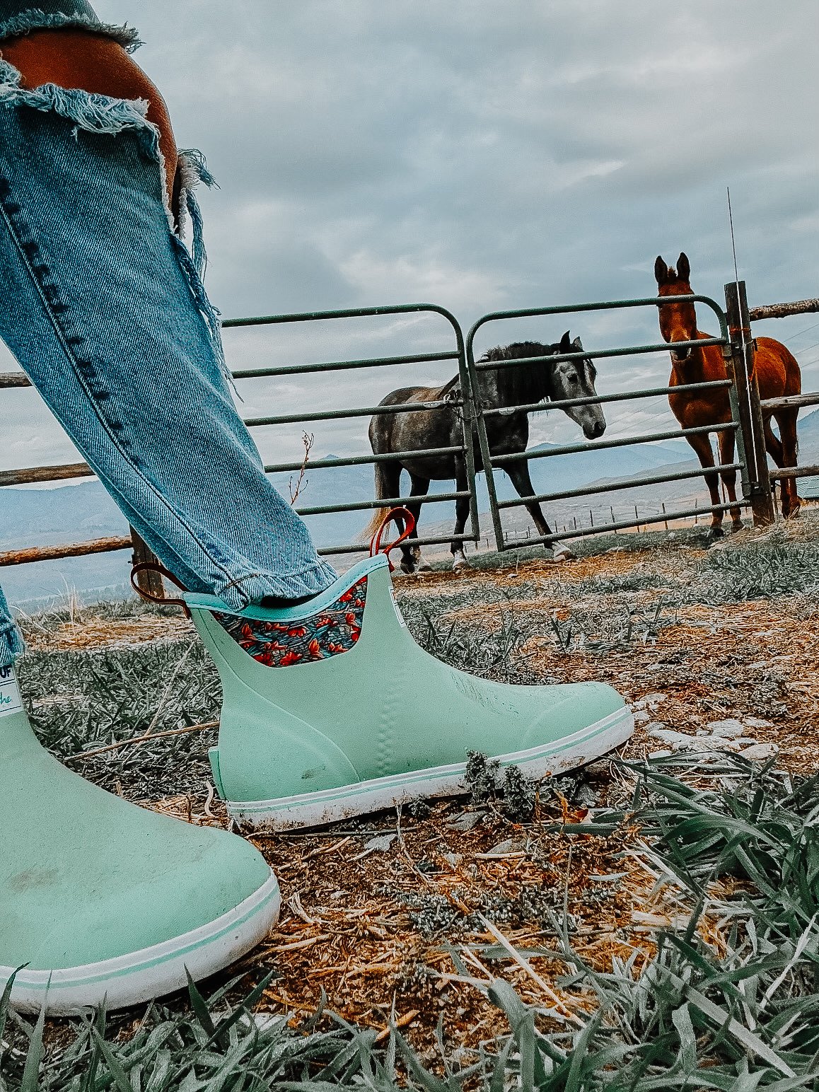 Woman's Deck Boots