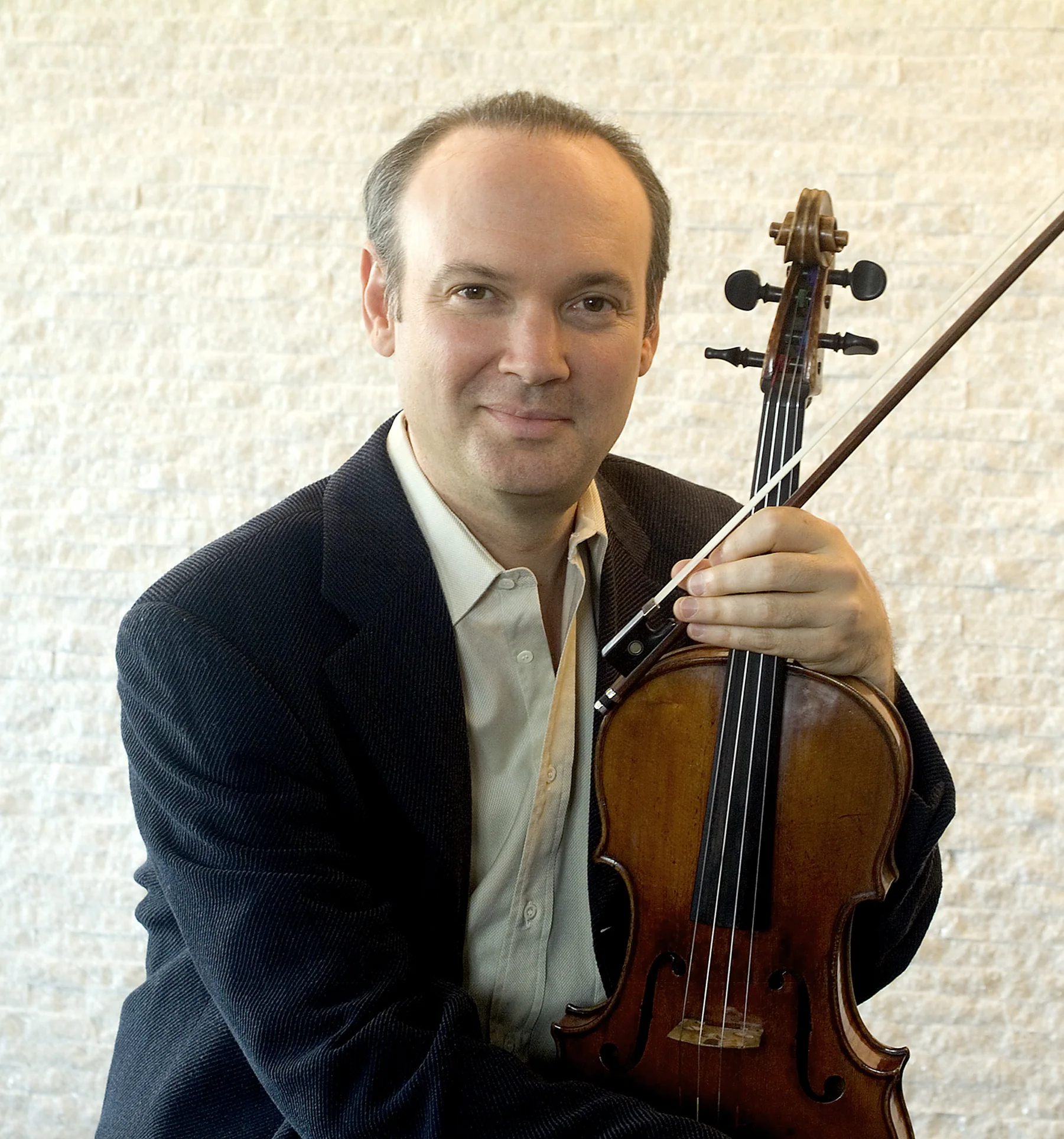 Paul Neubauer by Bernard Mindich.jpg