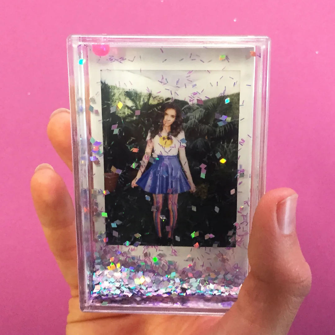 SOCIAL_BELLA_LILIMAR_SPARKLE.jpg