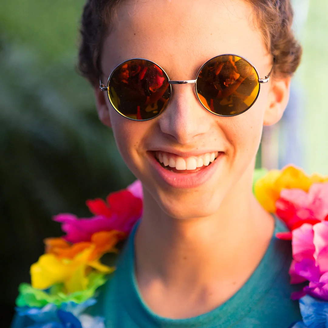 SOCIAL_BELLA_JACKIE_LEI_01.jpg