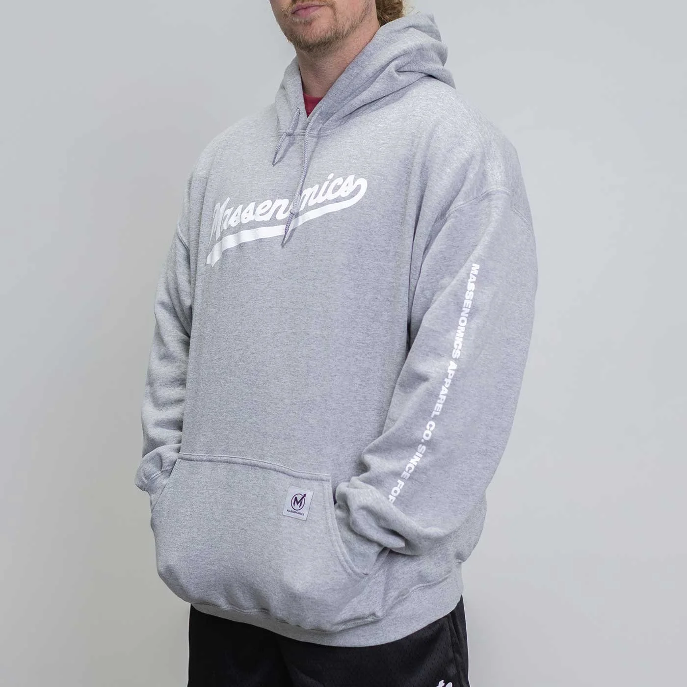 hoodie-model-pocket.jpg