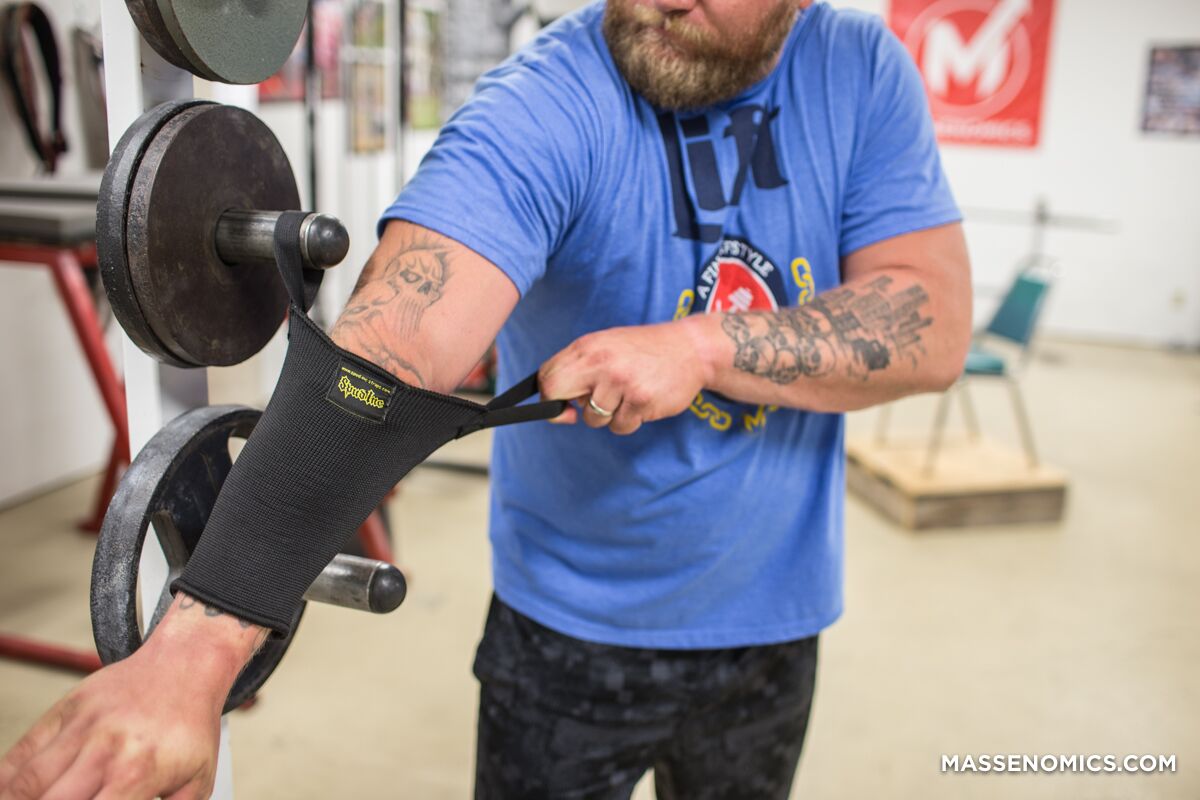 Holiday Gift Guide for a Beginner Powerlifter – Animal Pak