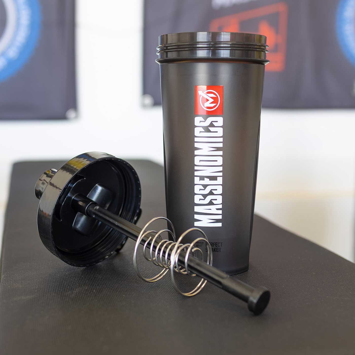 shaker cup with rod