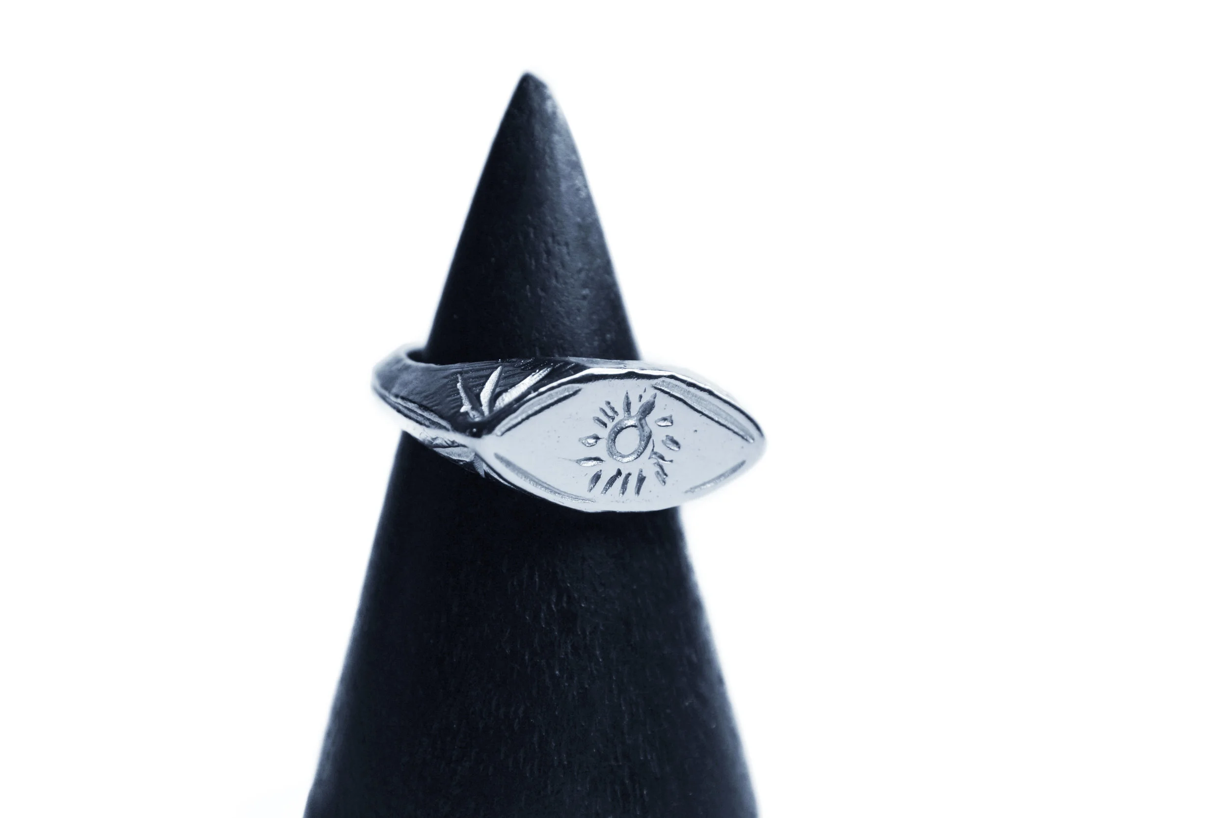 The Oracle Collection Signet Ring
