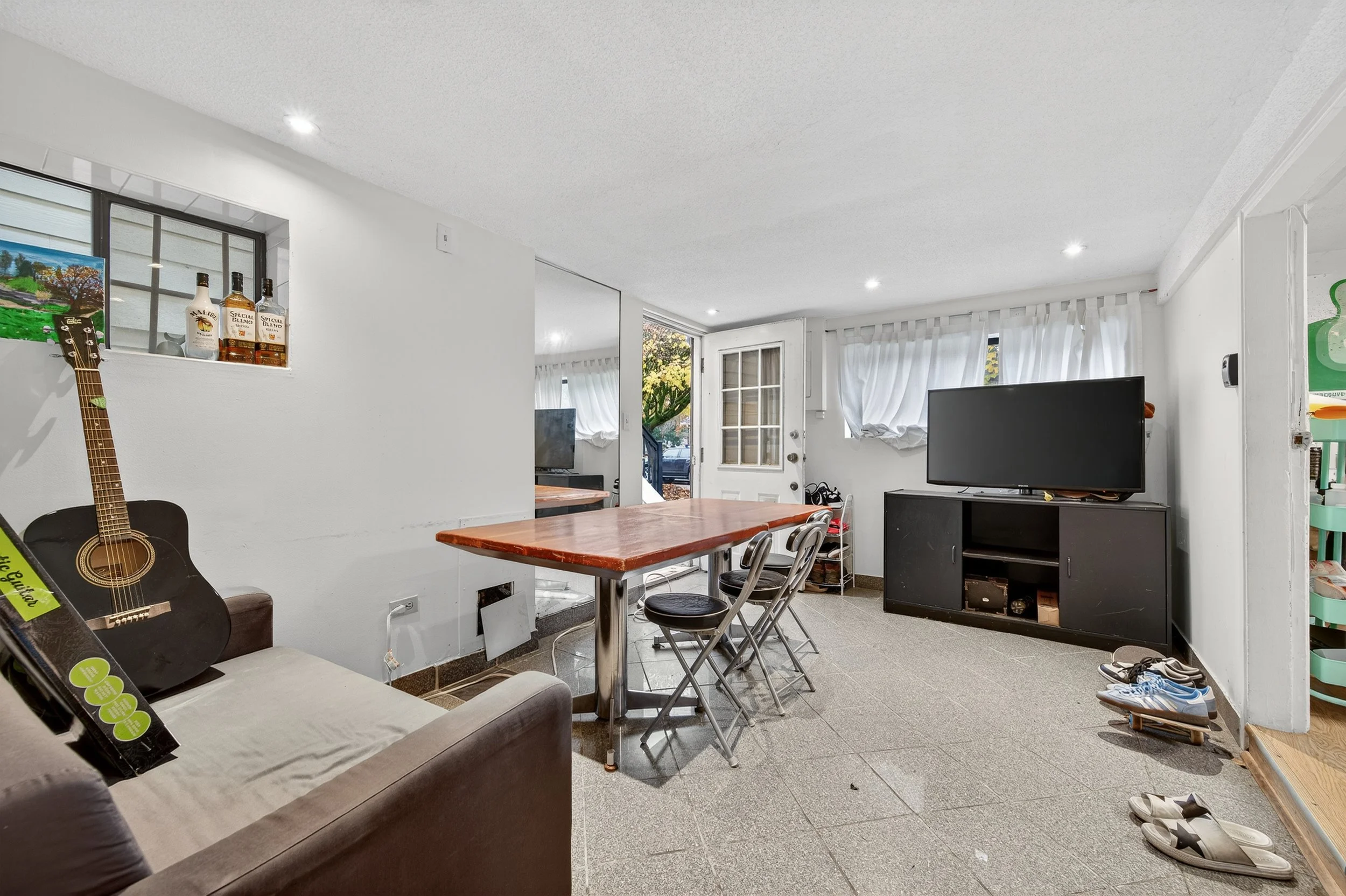 3838 Inverness St_26.jpg