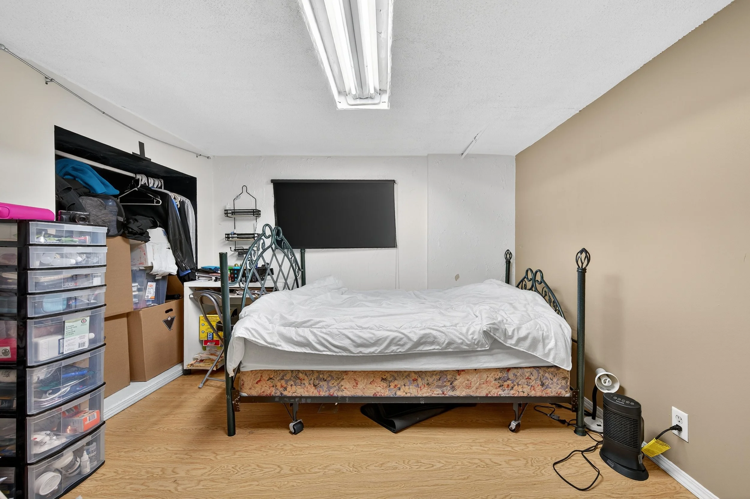 3838 Inverness St_28.jpg