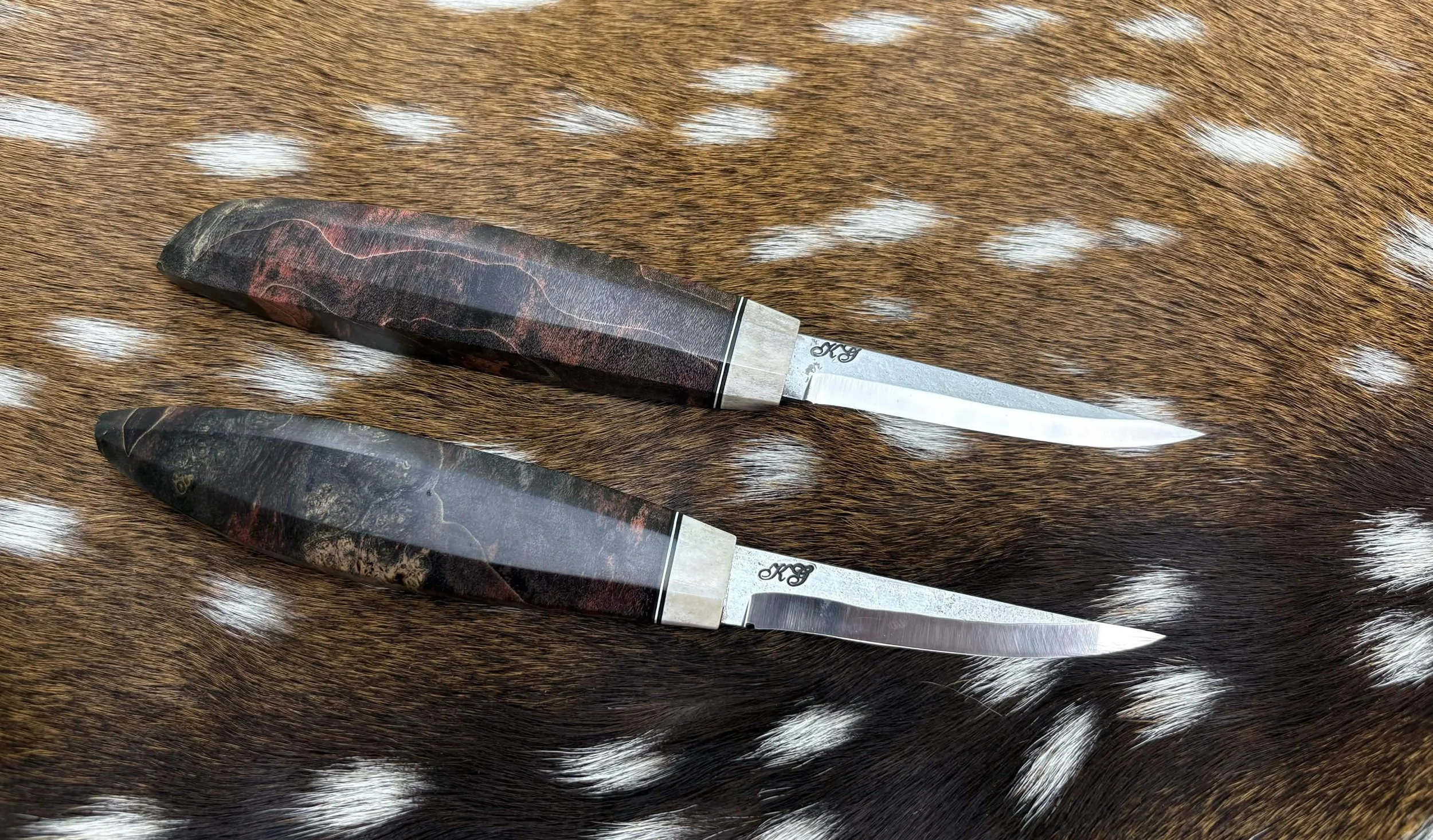 Groven Laminated Carving Knife Set - Poplar Burl and Axis