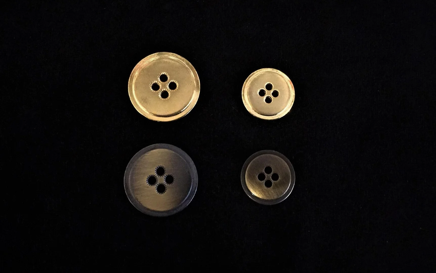 Metal Buttons
