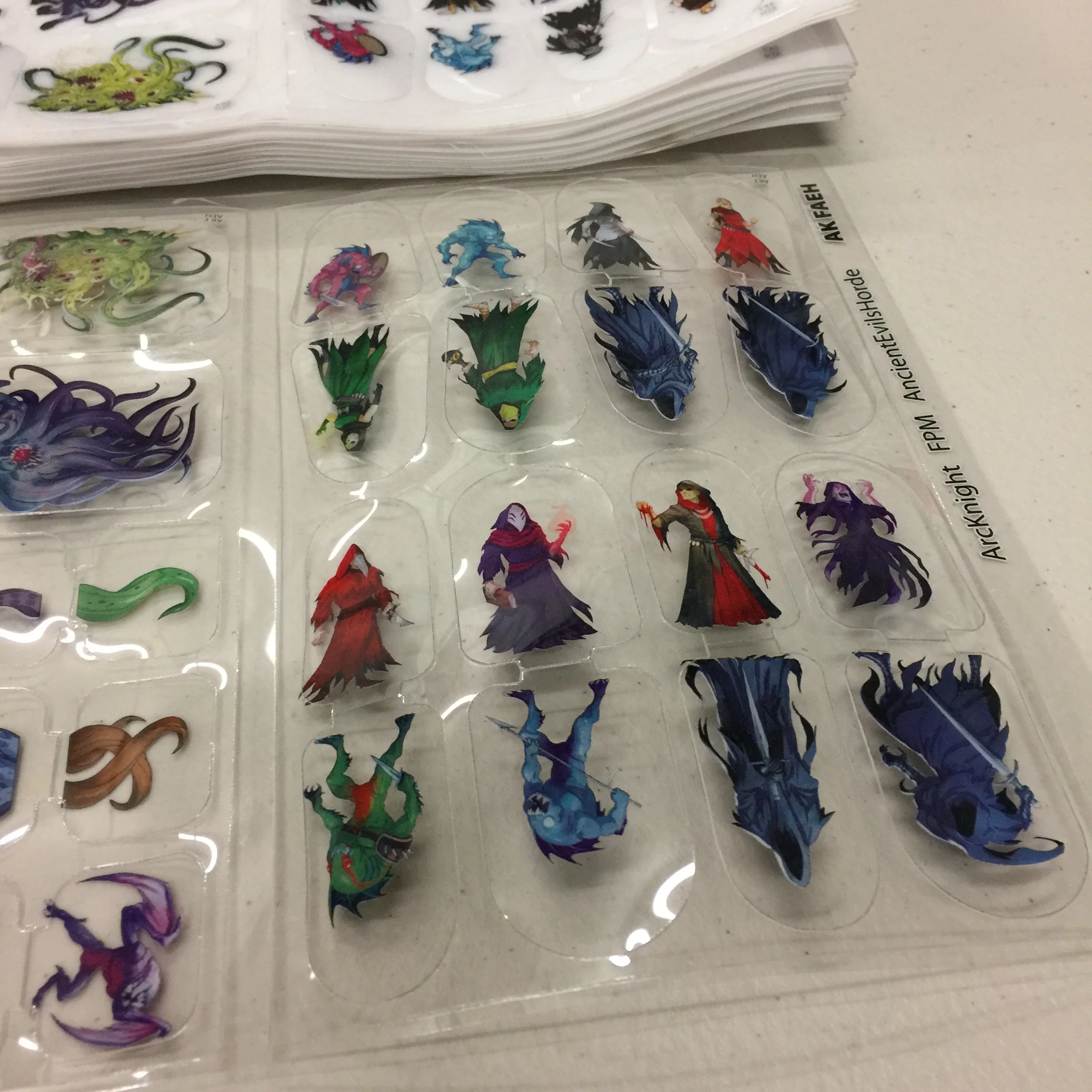 AK Menagerie 100036 AEHordeBadReg1.jpg