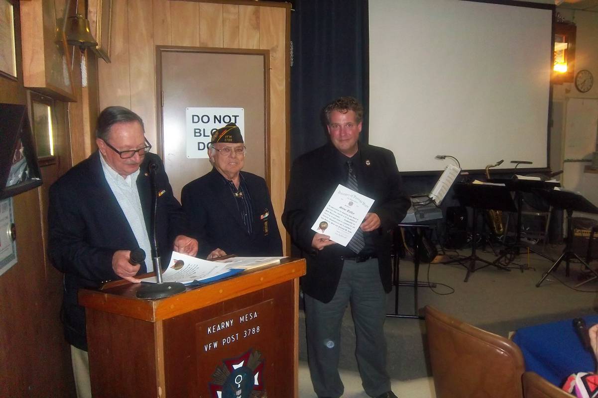Steve Talley Receiving a certificate.jpg