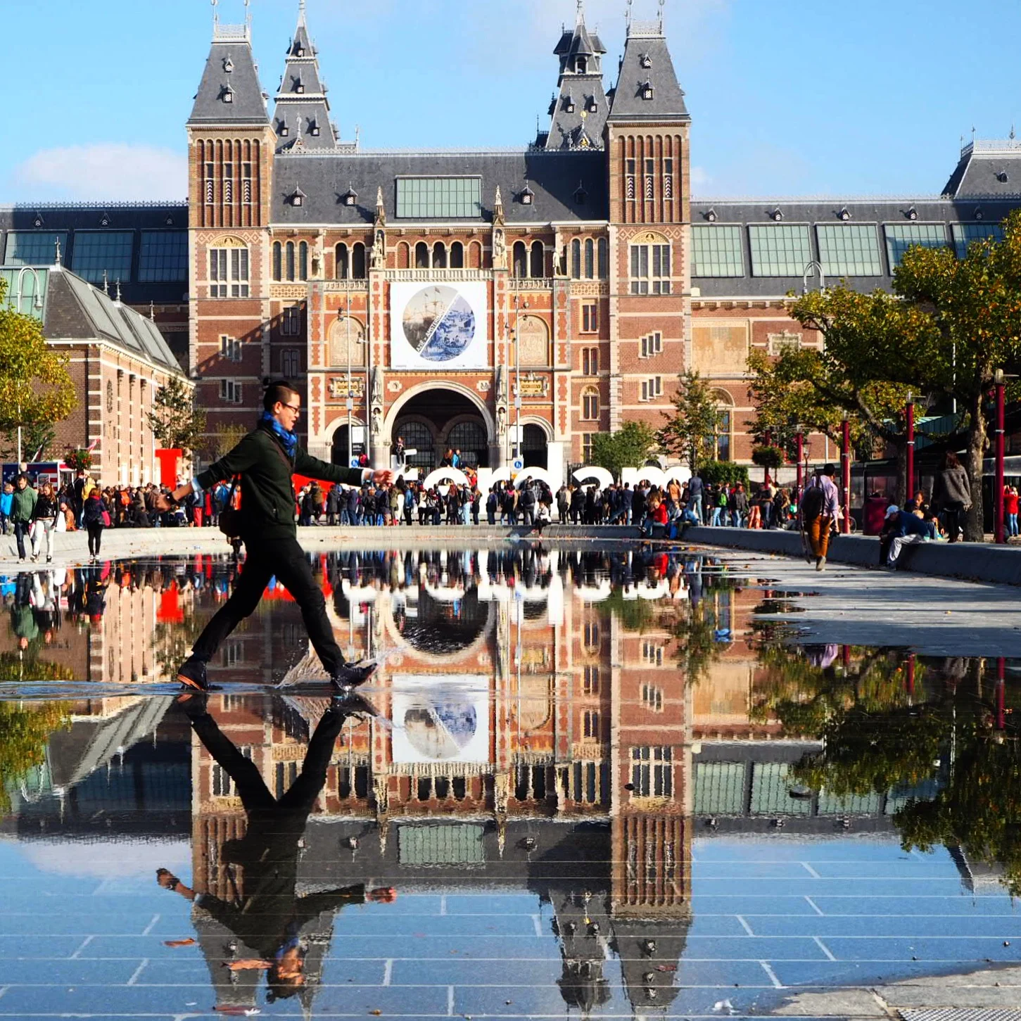 #Walkingthrough Amsterdam 