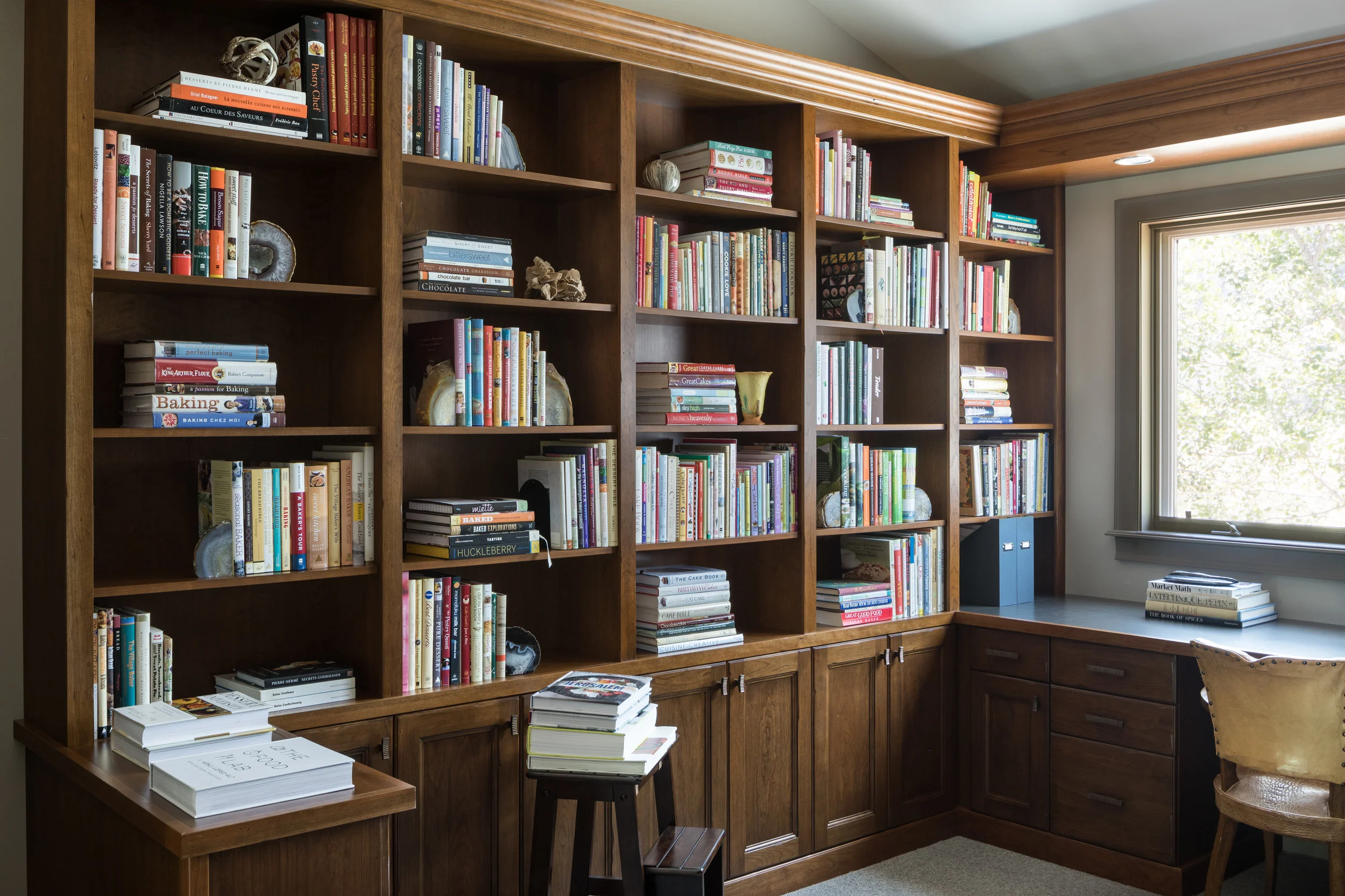 cookbooklibrary.jpg